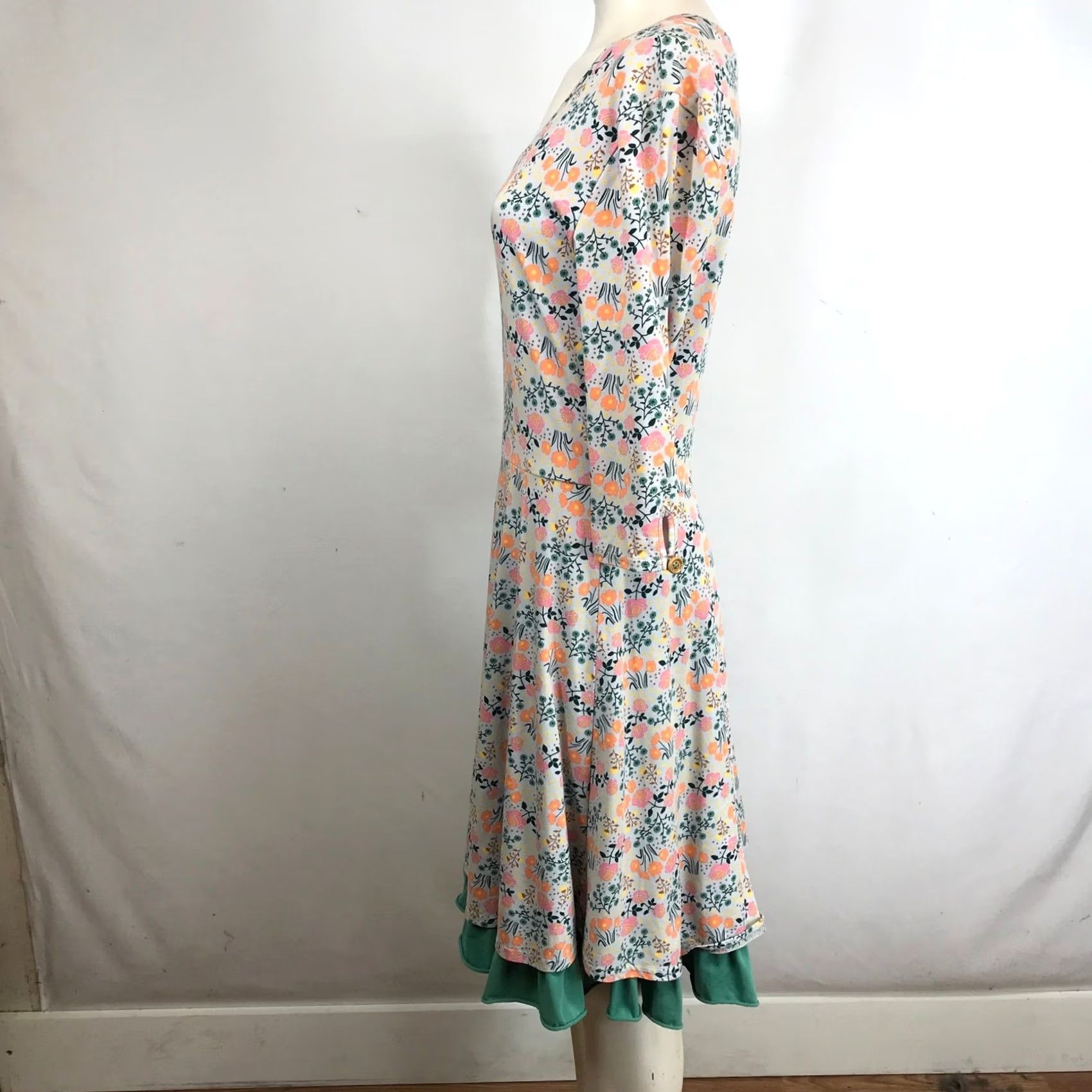 Vintage Matilda Jane Joanna Gaines Womens Dress M Floral Print 3/4 sleeve scoop neck Size M / US 6-8 / IT 42-44 - 6 Thumbnail