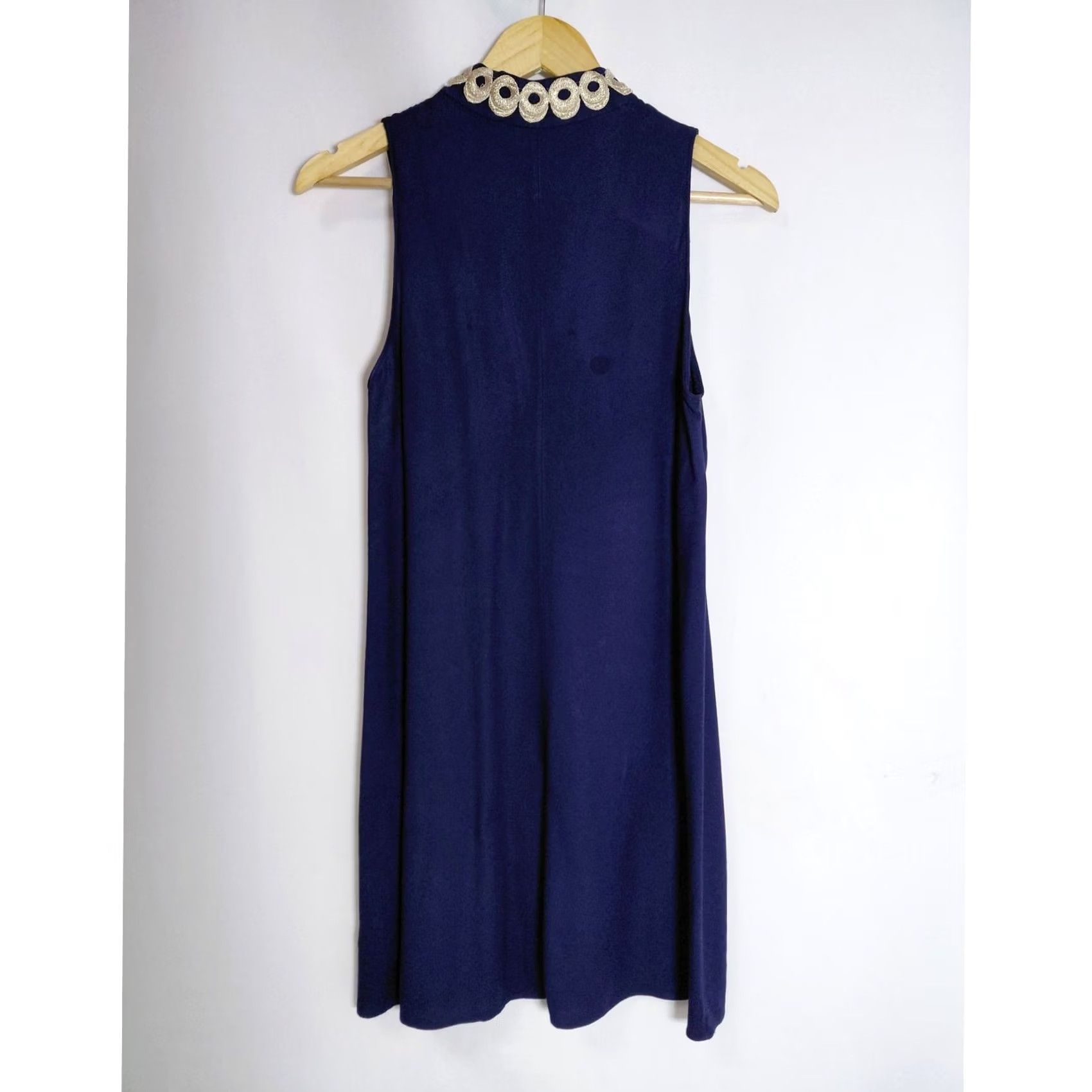 Lilly Pulitzer Lilly Pulitzer Navy Sleeveless Dress Solid Collared Knee Length Women Size 4 Size S / US 4 / IT 40 - 2 Thumbnail