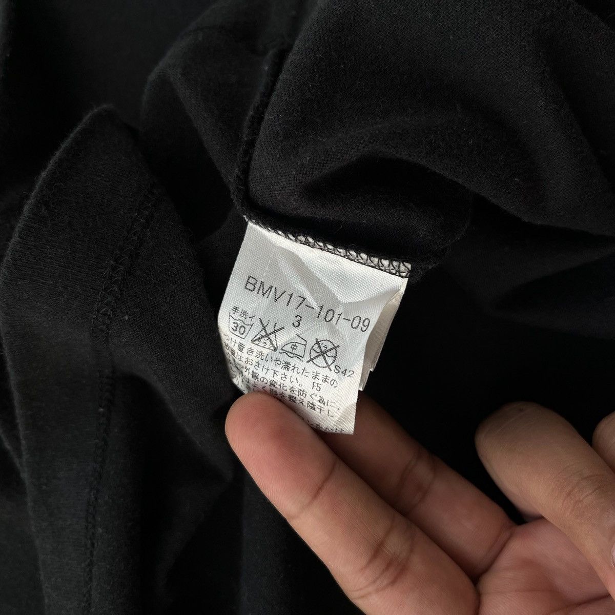 Burberry 📢SENDOFFER📢 Burberry Black Label Tee Size US M / EU 48-50 / 2 - 4 Thumbnail