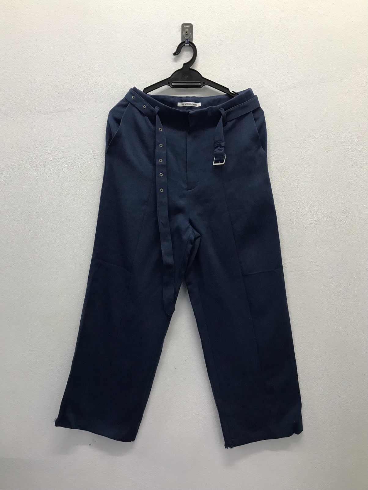 Japanese Brand × Vintage LIFE With Flowers Pants Size US 27 - 1 Thumbnail