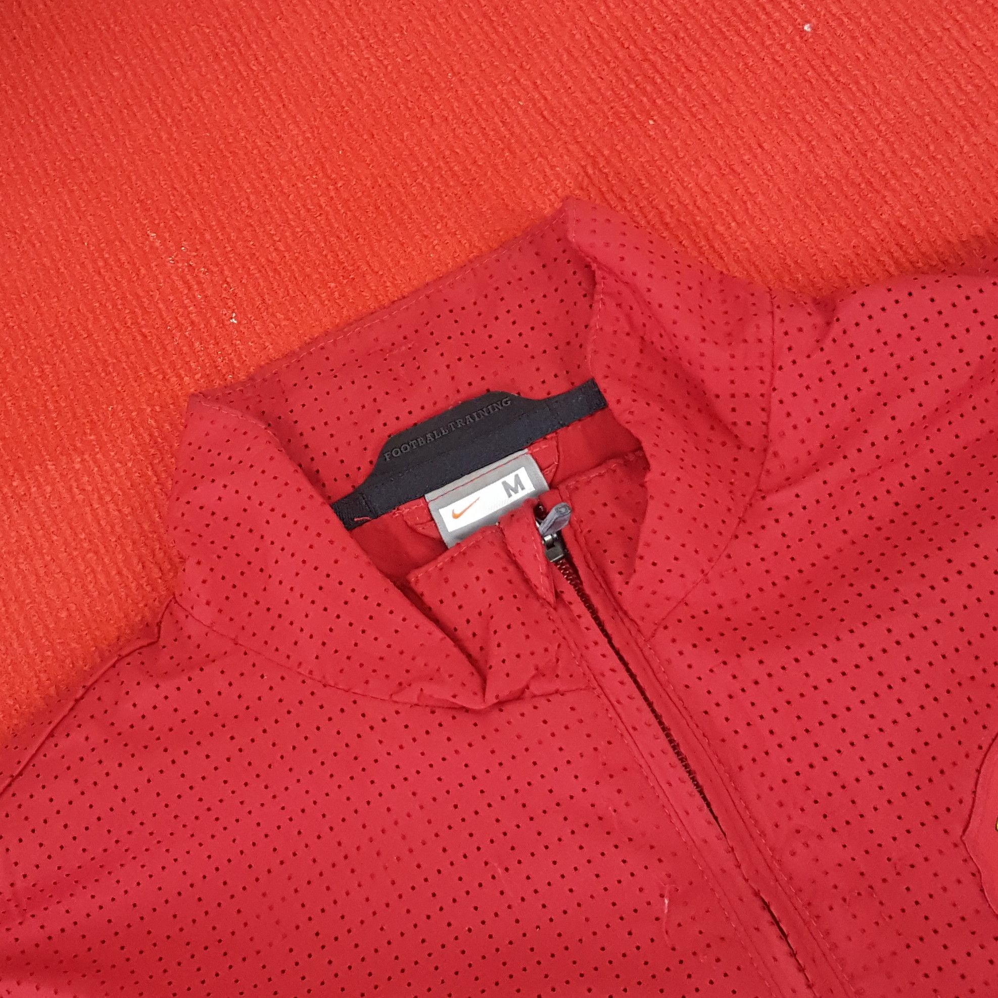 Nike × Vintage Nike Manchester United AIG Football Soccer Club Jacket Size US S / EU 44-46 / 1 - 5 Thumbnail