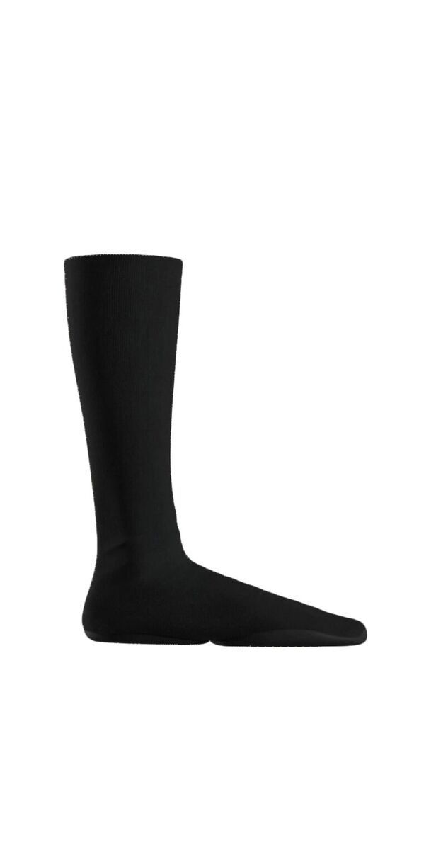 Yeezy Yeezy Pods Size 3 Size US 11 / EU 44 - 1 Thumbnail