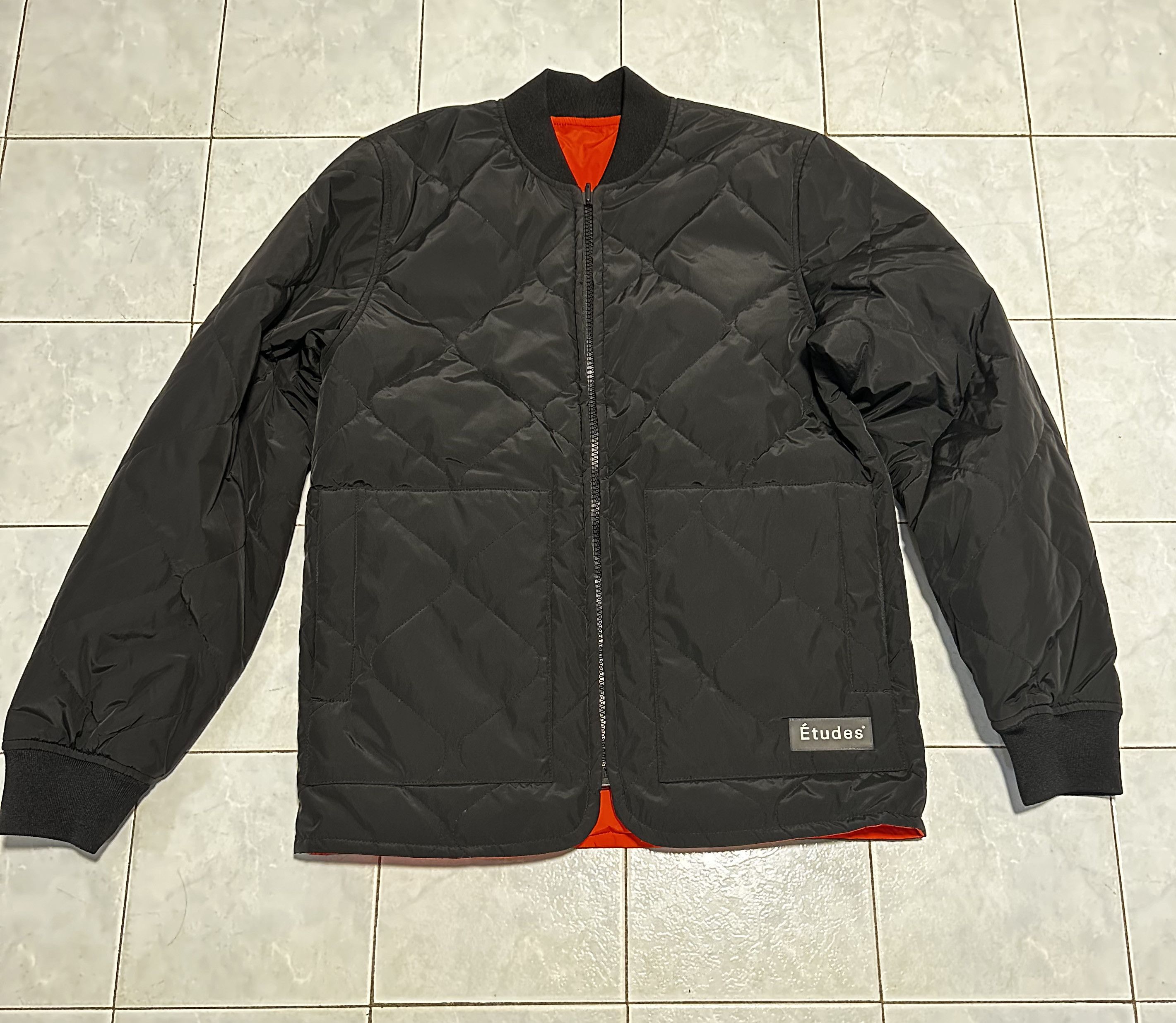 Reversible Bomber
