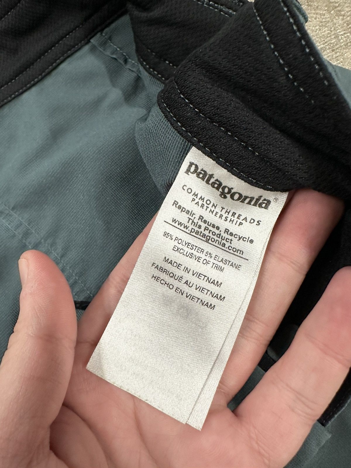 Patagonia Patagonia Mens Venga Rock Pants Outdoor Hiking Size US 40 / EU 56 - 13 Thumbnail