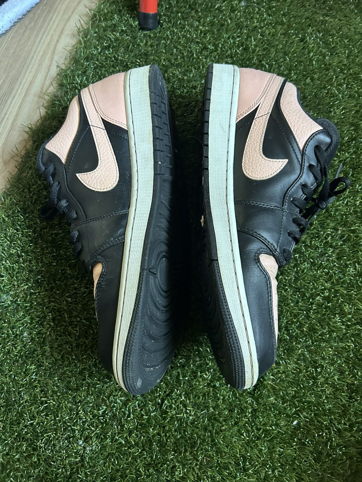 Jordan Brand Jordan 1 Retro Low Crimson Tint Size US 13 / EU 46 - 3 Thumbnail