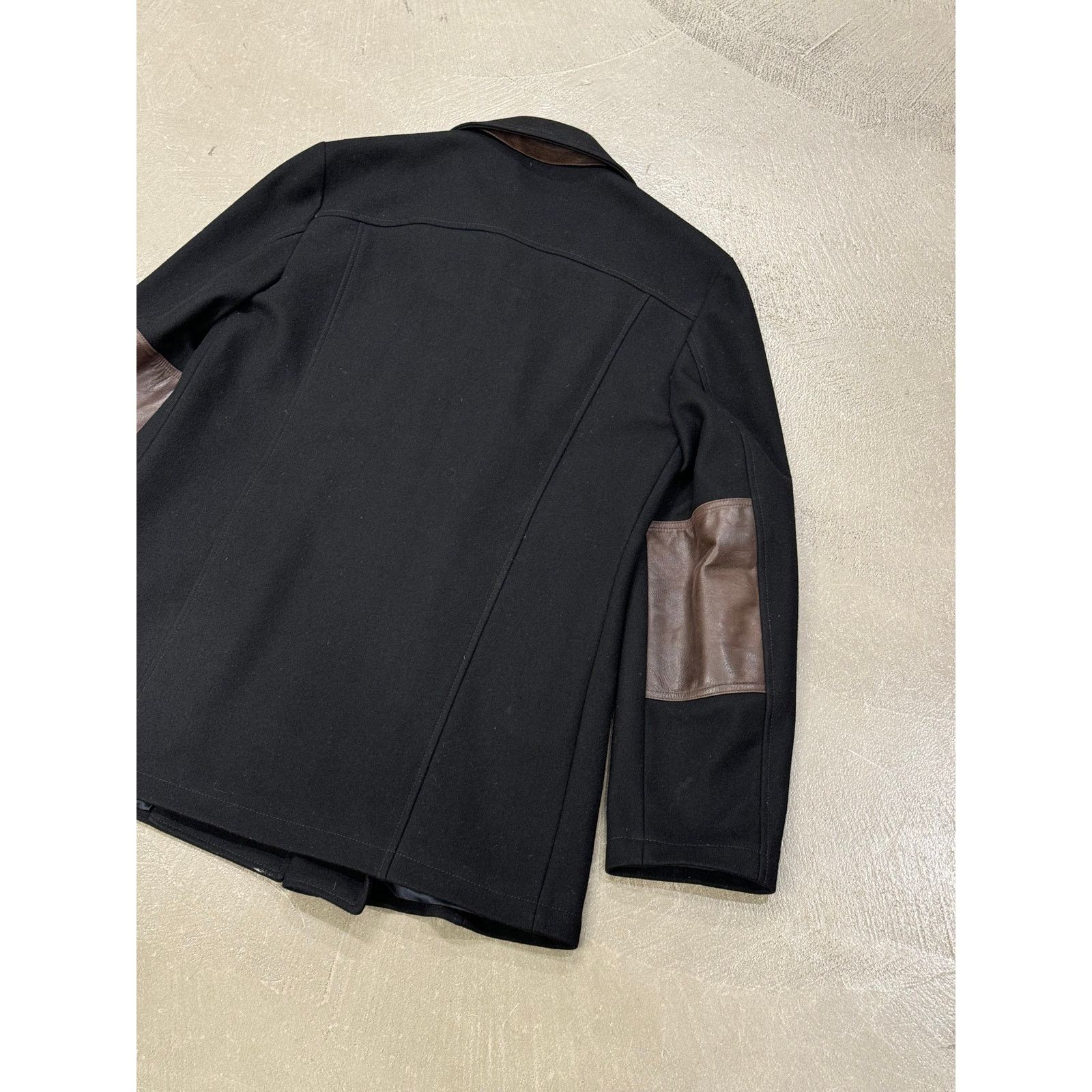 Dolce & Gabbana 2000s Dolce Gabbana double breasted wool coat Size US M / EU 48-50 / 2 - 3 Thumbnail