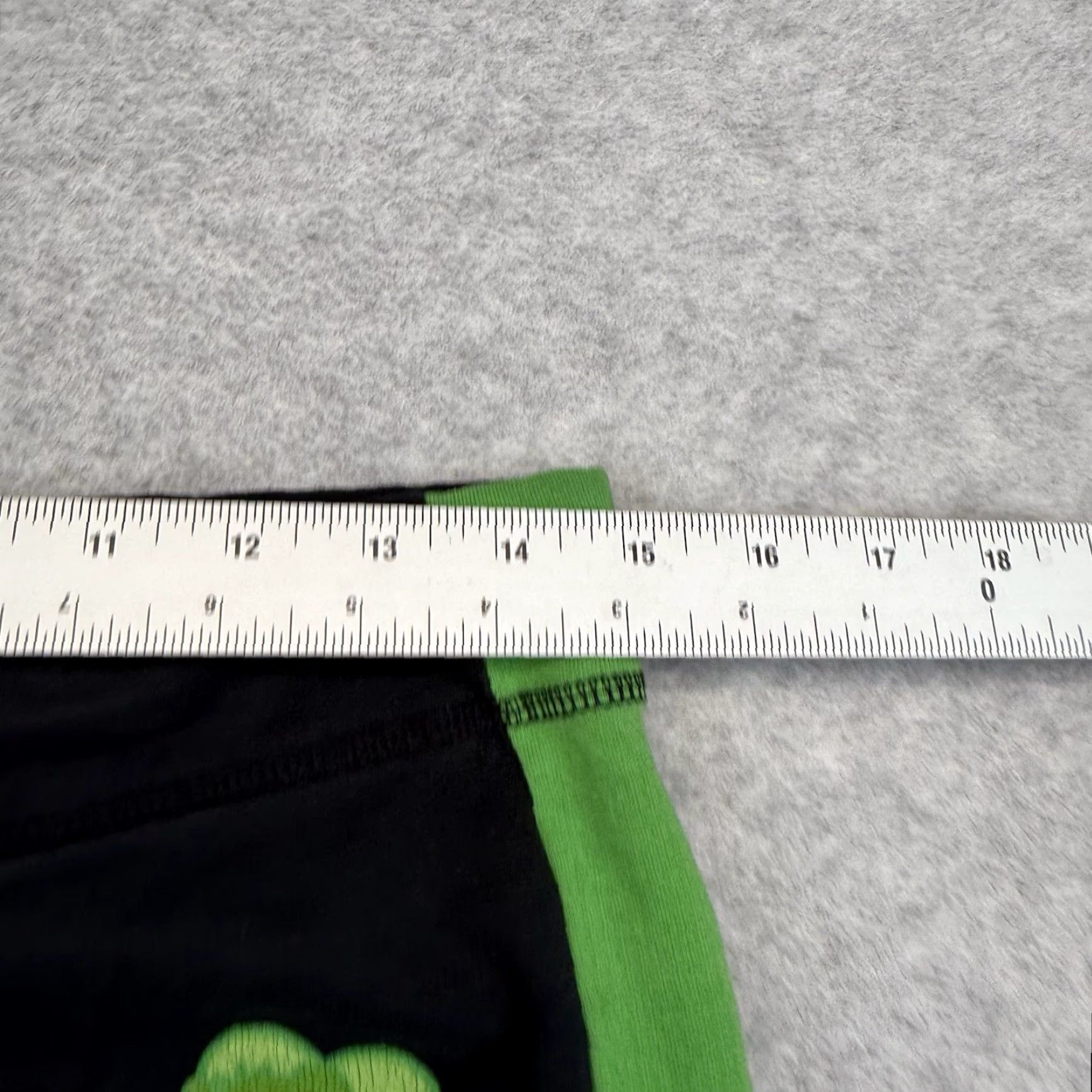 Vintage VINTAGE Care Bears Sweatpants Pants M Womens Black Cotton Blend Fleece 90s Flared Casual Knit Drawstring Size 32" / US 10 / IT 46 - 7 Thumbnail