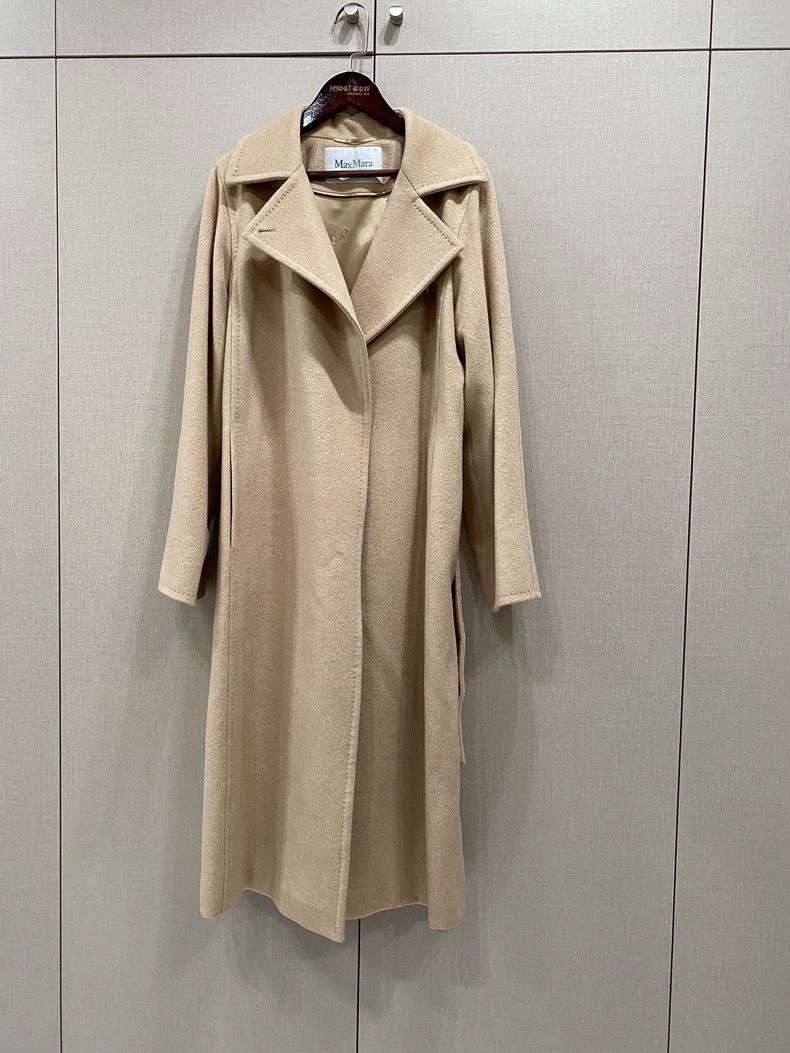 Max Mara Max Mara Camel hair overcoat, bathrobe overcoat Size M / US 6-8 / IT 42-44 - 2 Thumbnail