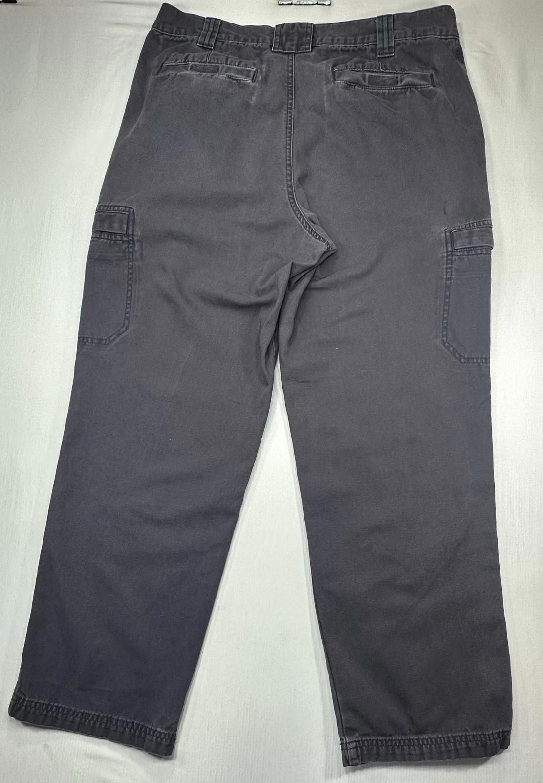 L.L. Bean LL Bean Flat Front Straight Leg Cargo Pants Gray 34/30 Size US 34 / EU 50 - 2 Thumbnail