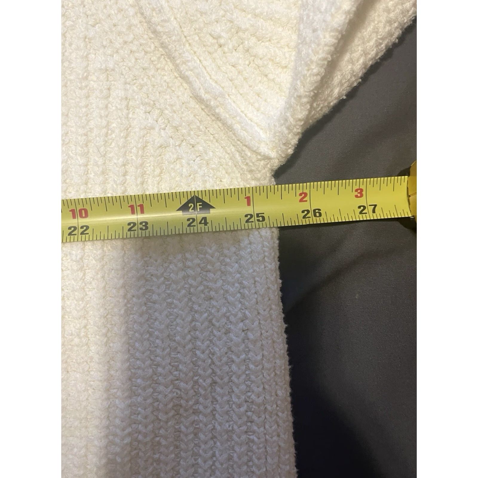 Free People NWT Free People We The Free V-Neck Creme Sweater S Womens Pullover Size S / US 4 / IT 40 - 3 Thumbnail