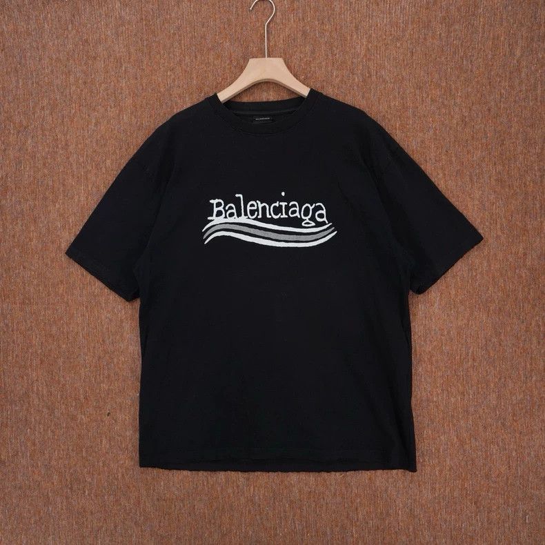Balenciaga Balenciaga Black Distressed Coke Print Tee Size US L / EU 52-54 / 3 - 1 Thumbnail