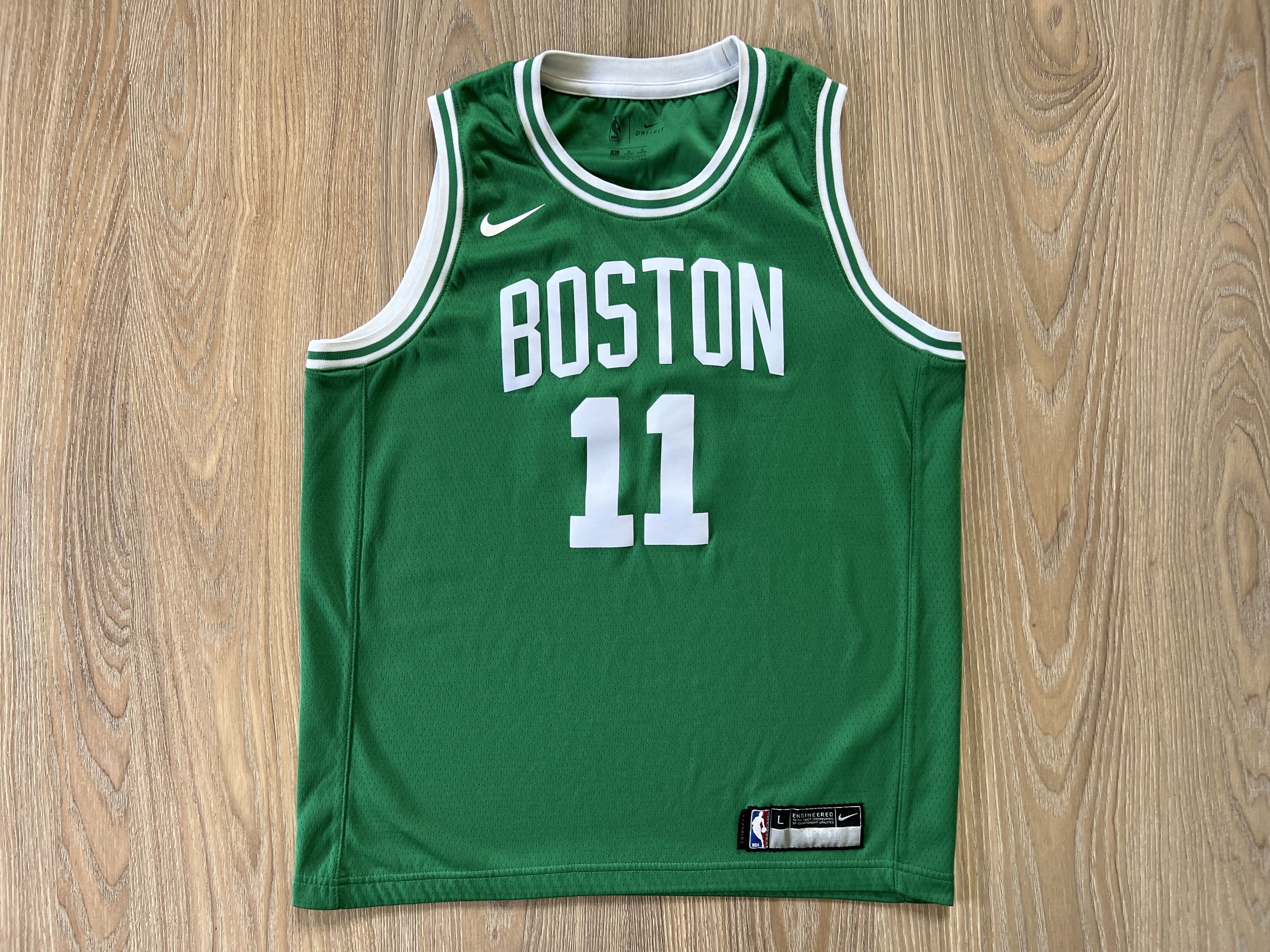 NBA × Nike × Vintage Nike Vintage Boston Celtics Kyrie Irving #11 Jersey Size US L / EU 52-54 / 3 - 1 Thumbnail