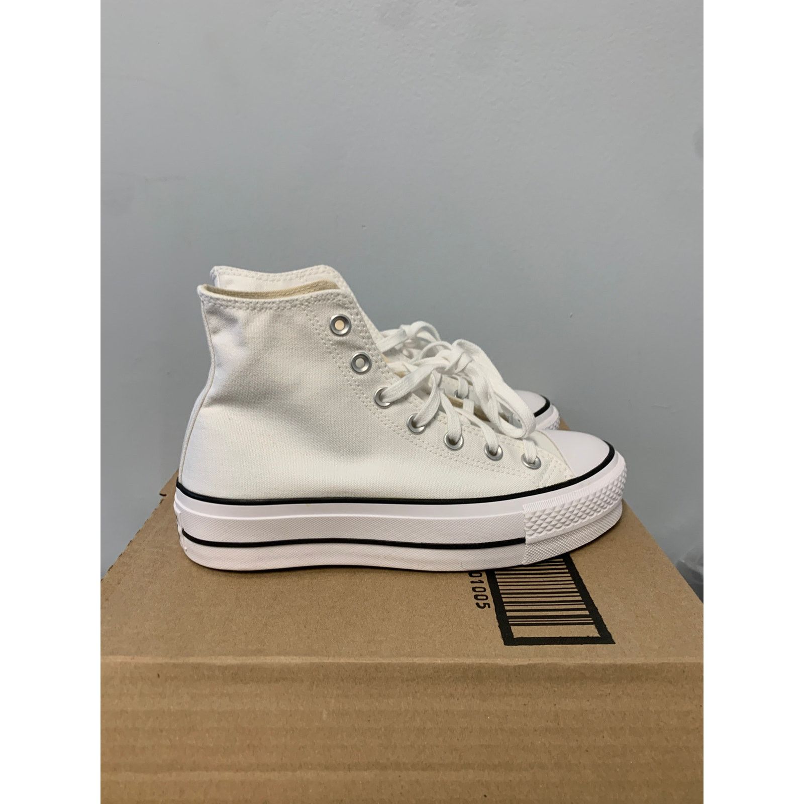 Converse Converse Chuck Taylor Platform White Black Women Size 7 NEW Size US 7 / IT 37 - 1 Thumbnail