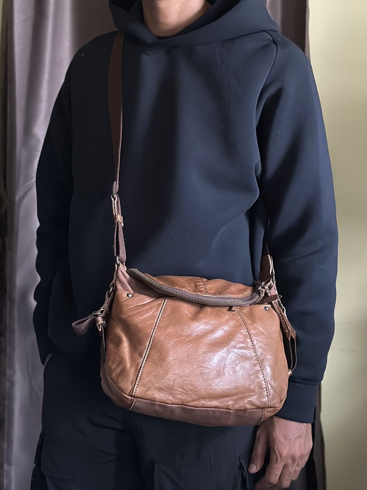 Comodo Plus Ys Crossbody Bag in Brown, Men's