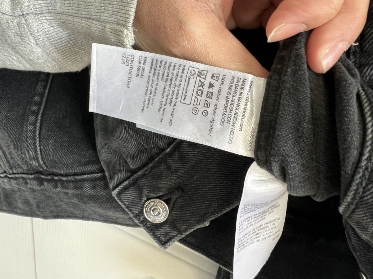 Calvin Klein Denim Jacket size L NWOT Size US L / EU 52-54 / 3 - 5 Thumbnail