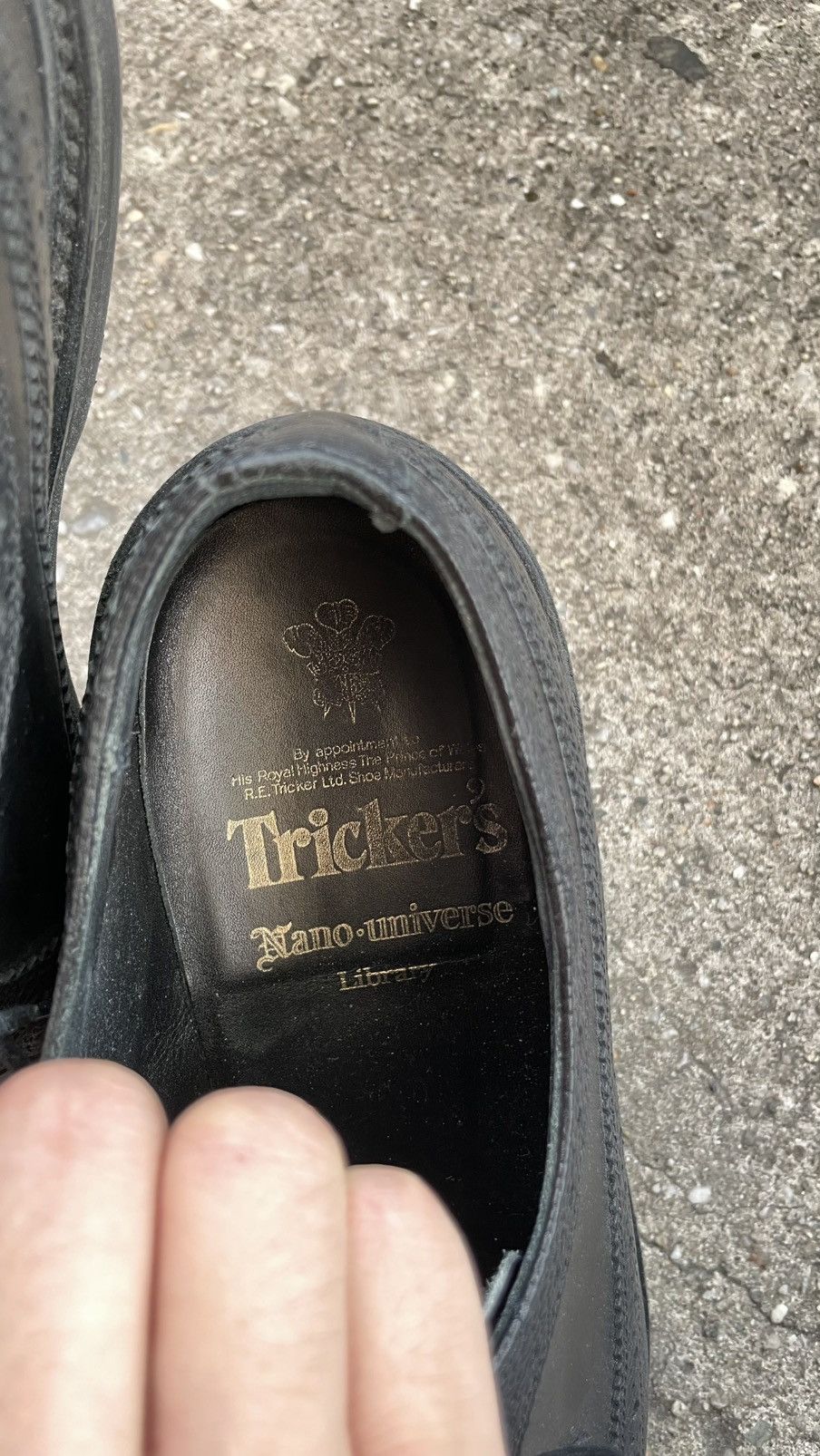 Tricker's Trickers Black Leather Derby Long Wing Brogue Vibram Sole Size US 9 / EU 42 - 3 Thumbnail