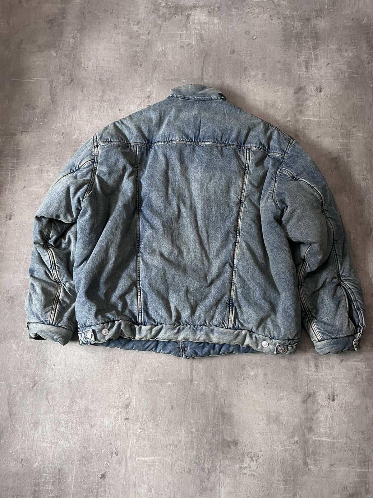 Balenciaga Balenciaga F/W 22 padded denim jacket bomber Kanye West Size US S / EU 44-46 / 1 - 8 Thumbnail
