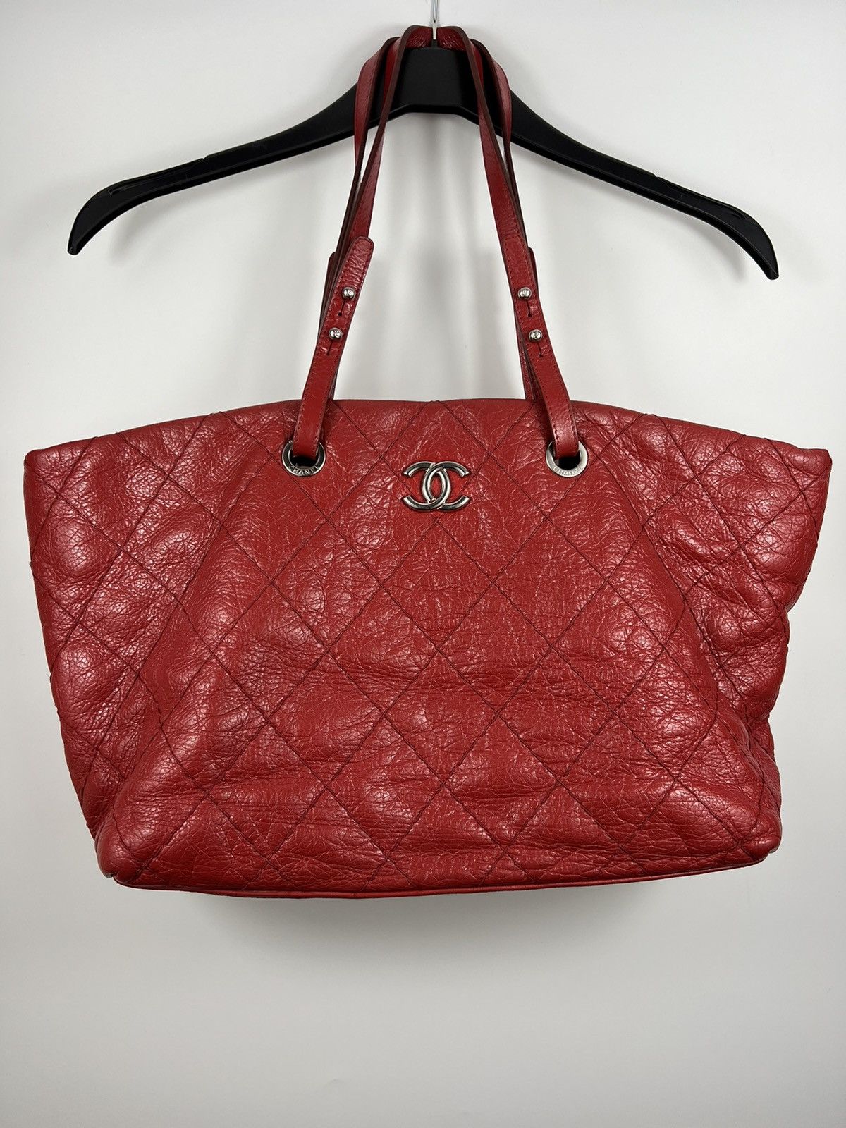 Chanel Chanel On The Road Tote Red Calfskin Leather Bag Size ONE SIZE - 1 Thumbnail