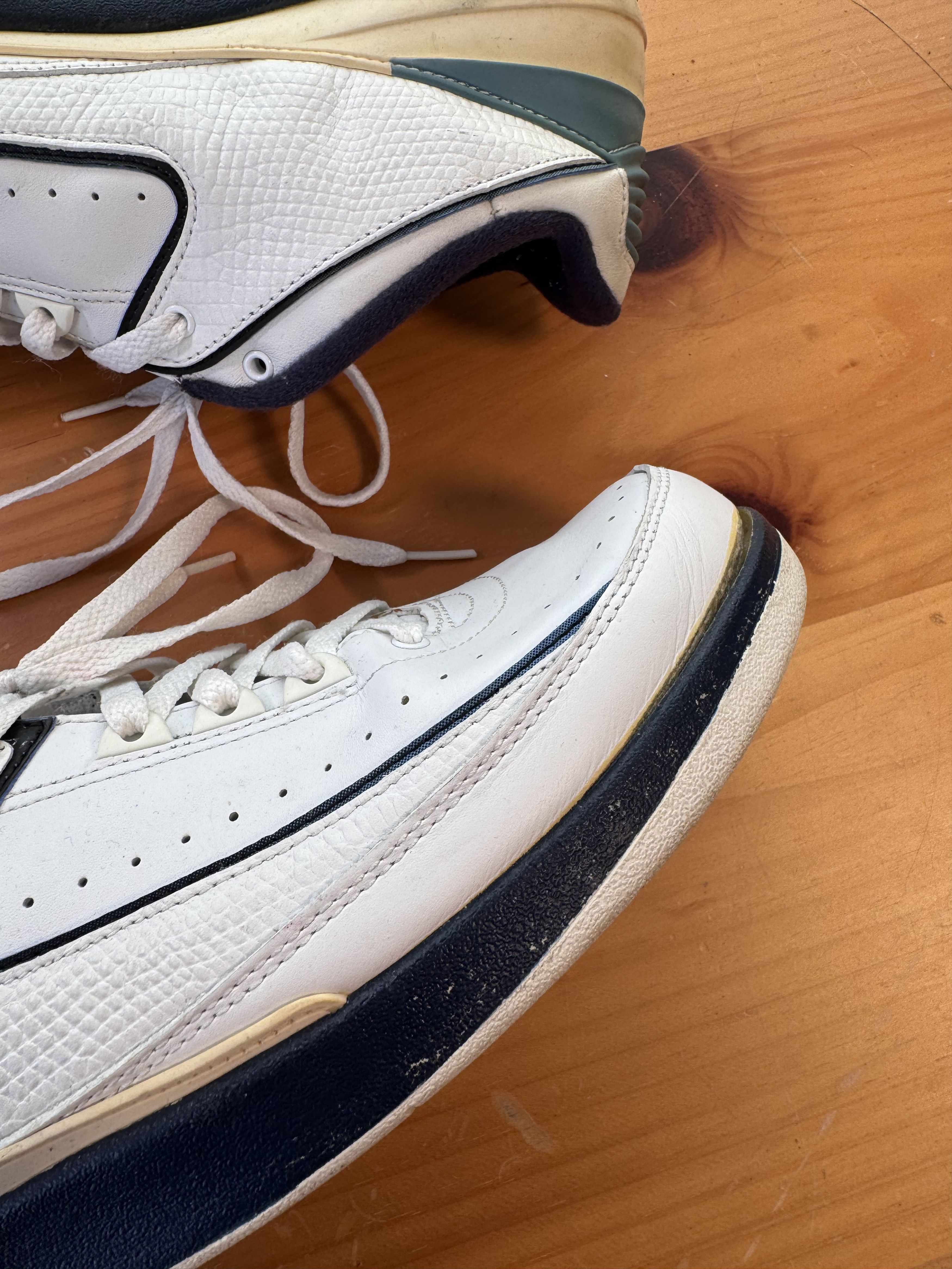 Jordan Brand 2004 Jordan 2 low navy Size US 10 / EU 43 - 3 Thumbnail