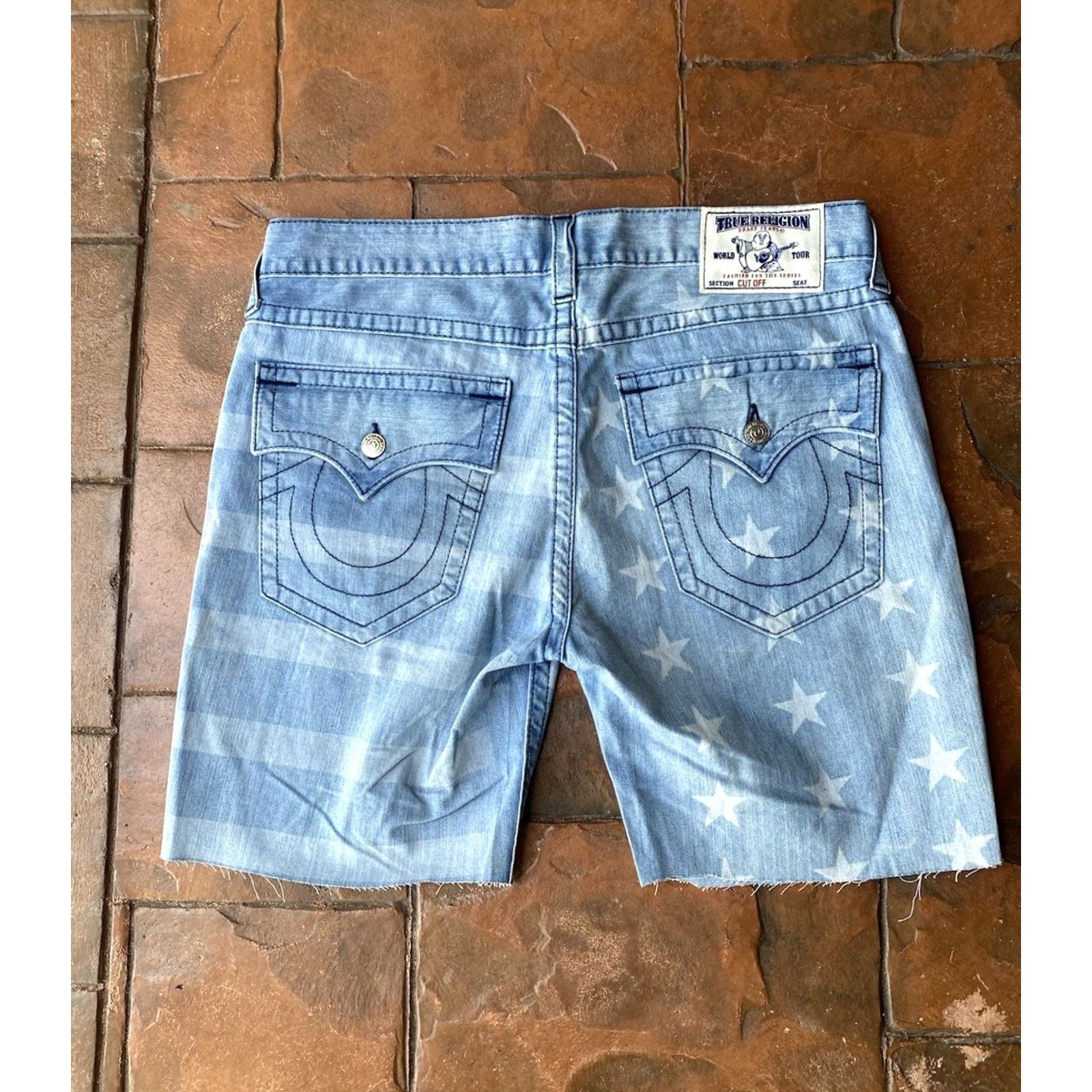 True Religion VINTAGE True Religion World Tour American Flag Bermuda Shorts Mens 36 Denim Jeans Cut Off 5-Pocket Zone Casual USA 90s Size US 36 / EU 52 - 4 Thumbnail