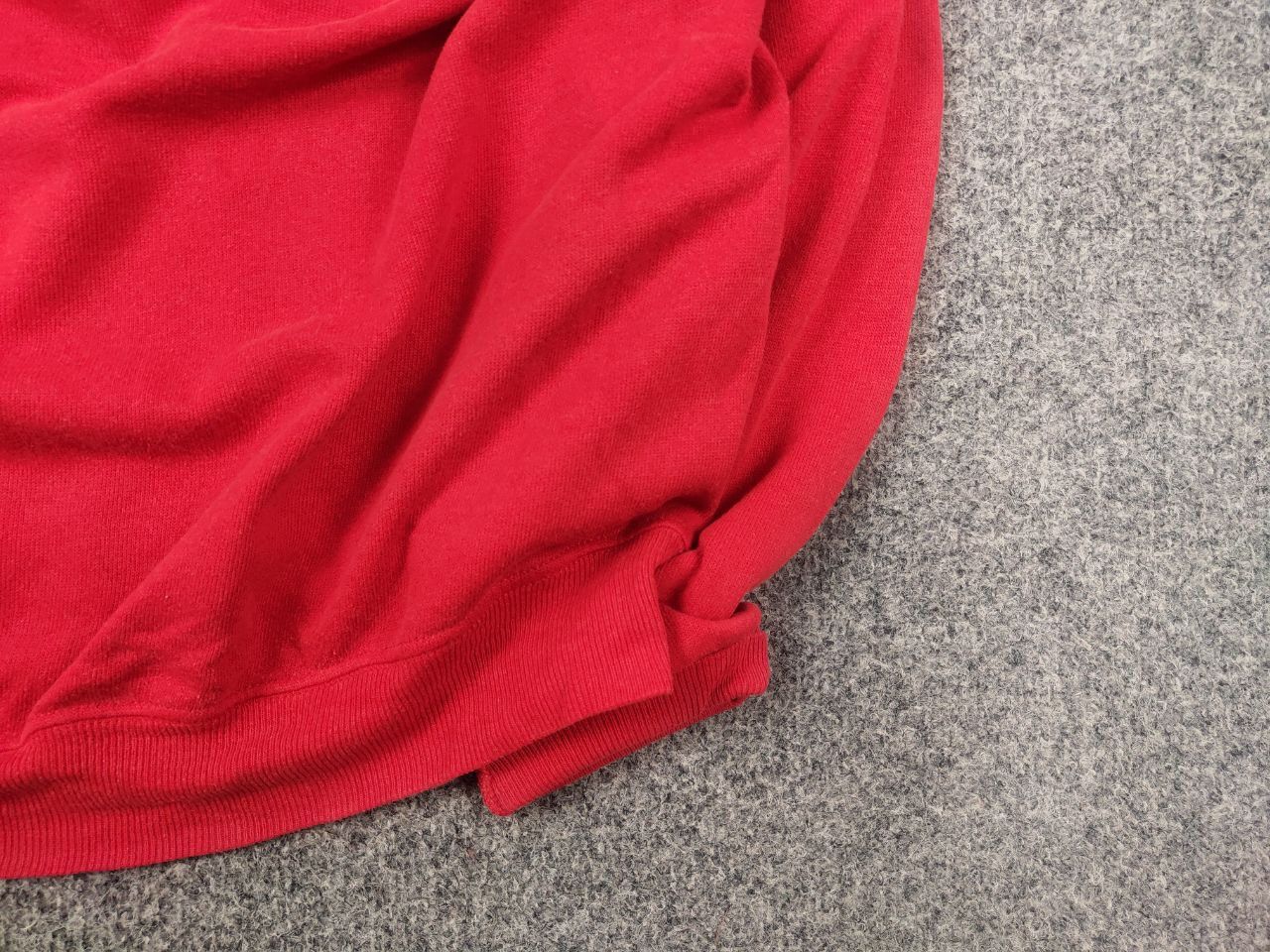 Vintage Vintage 1980s Hawaii Red logo crewneck Sweatshirt USA Made Size US L / EU 52-54 / 3 - 7 Thumbnail