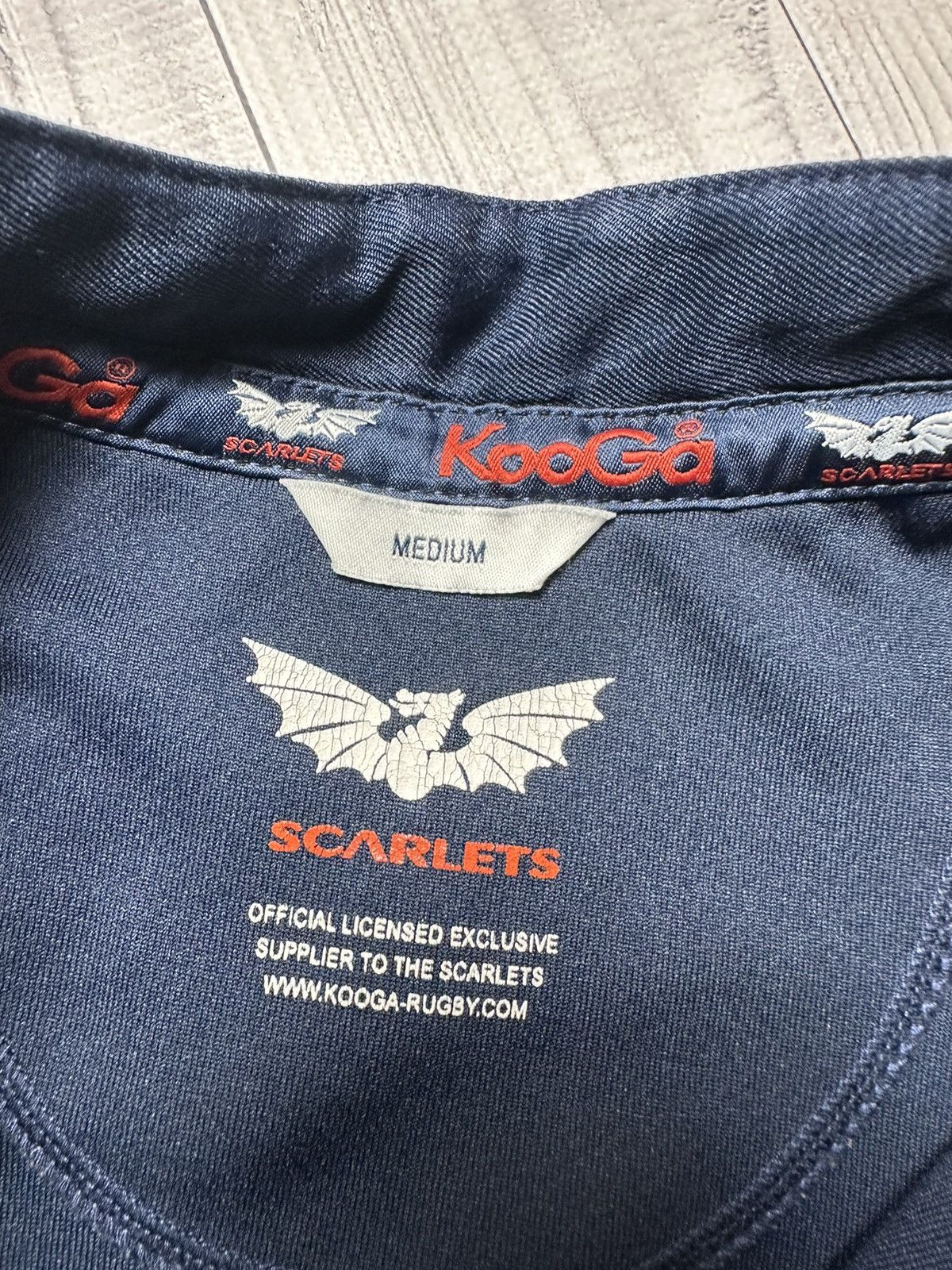 Vintage Vintage Scarlets rugby jersey logo size M Size US M / EU 48-50 / 2 - 5 Thumbnail