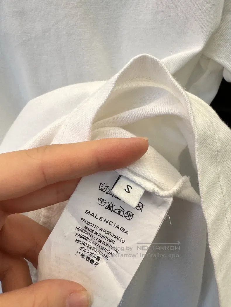 Balenciaga Balenciaga White Short Sleeve T-Shirt Size US S / EU 44-46 / 1 - 4 Thumbnail