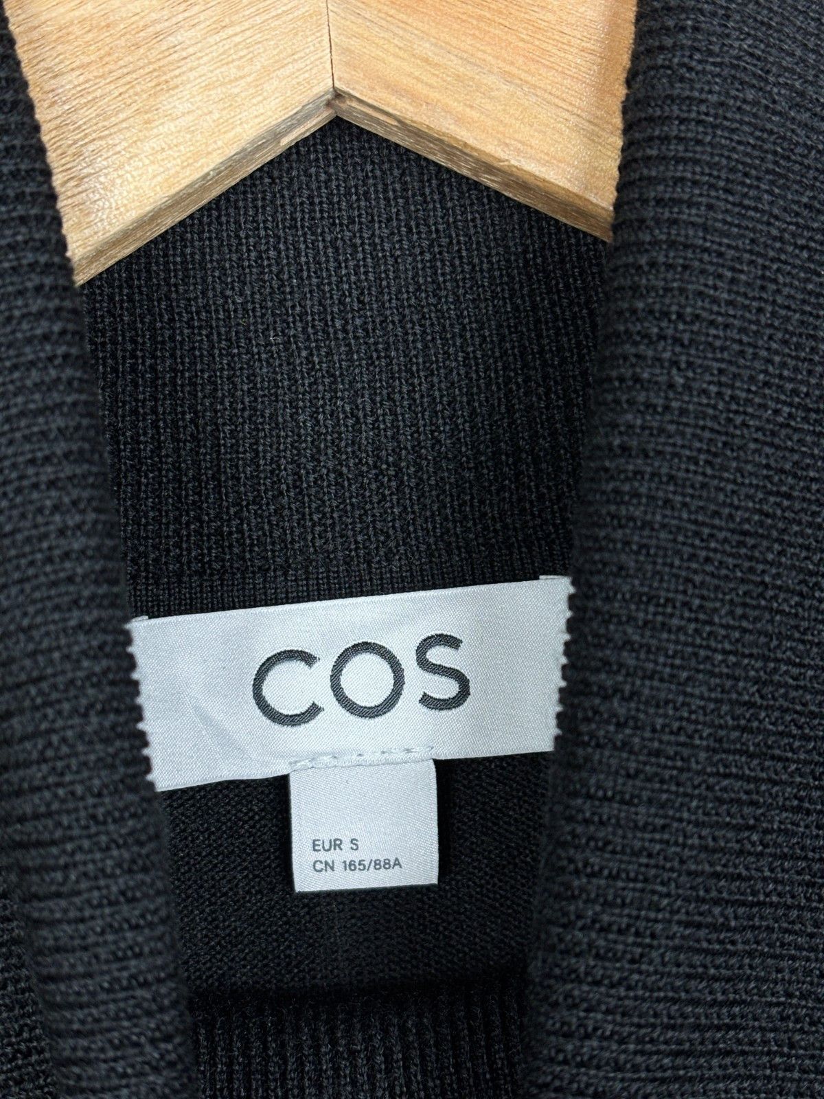 Cos COS Turtleneck Wool Sweater Jumper Size US S / EU 44-46 / 1 - 6 Thumbnail