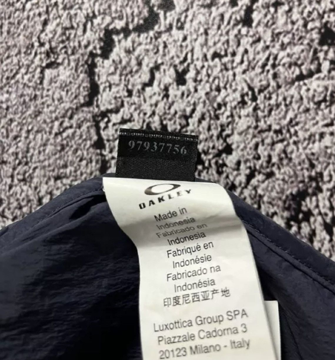 Oakley × Vintage Oakley Custom Fit Men's Long Sleeve Utility Size L Size US L / EU 52-54 / 3 - 12 Thumbnail