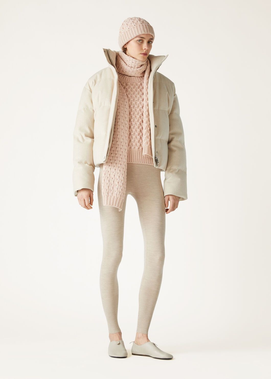 Loro Piana o1w1db10825 FAO3404 Vallé Crewneck Sweater in Pink Size XS / US 0-2 / IT 36-38 - 2 Thumbnail