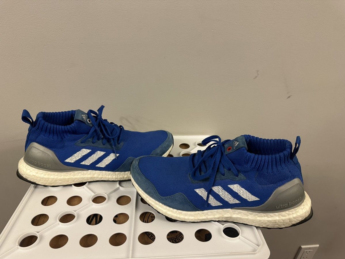 Adidas adidas Ultra Boost Mid Run Thru Time Size US 9 / EU 42 - 5 Thumbnail