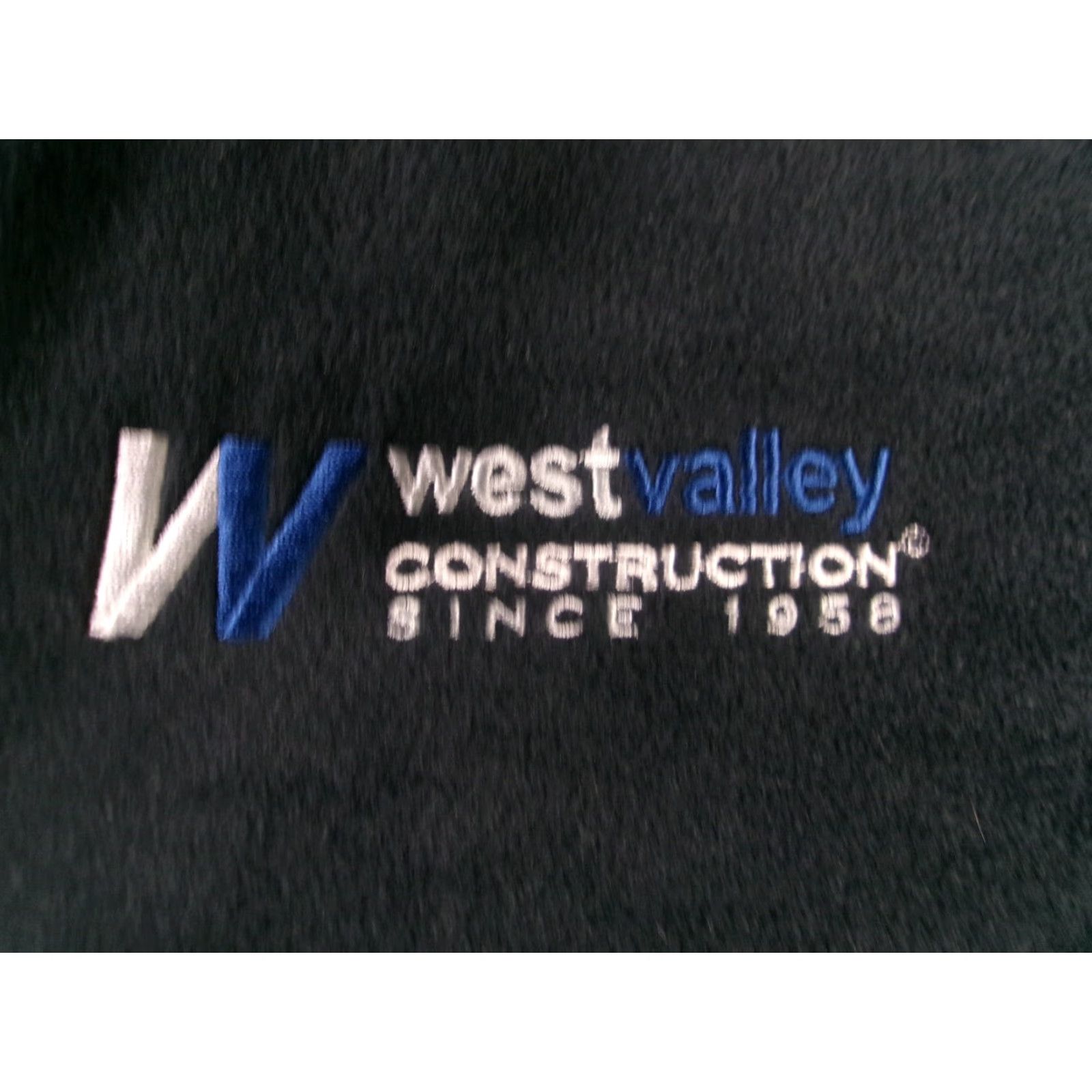 Vintage VINTAGE Harriton Jacket Mens 2XL Black Fleece Full Zip West Valley Construction Logo Size US XXL / EU 58 / 5 - 3 Thumbnail
