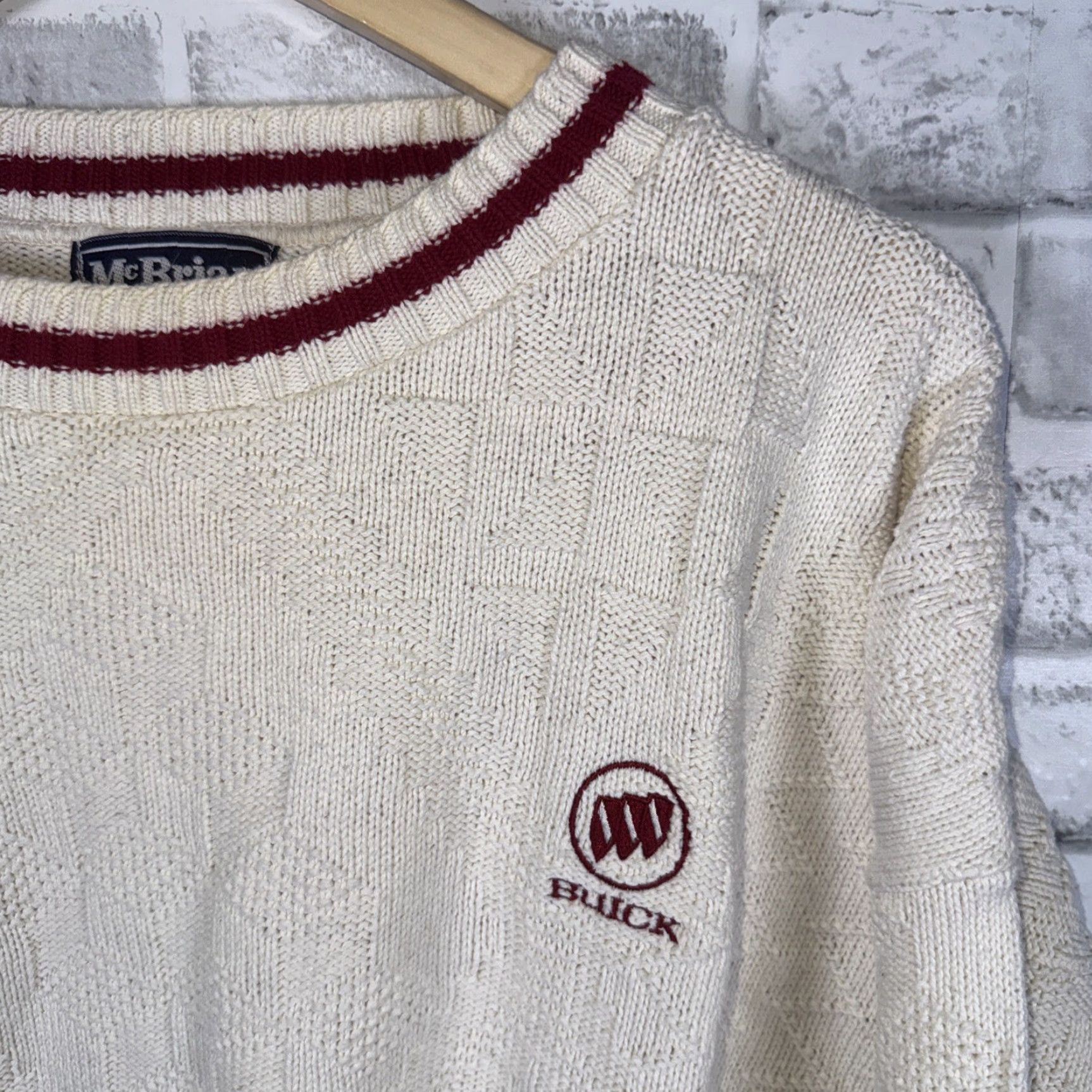 Vintage VTG McBriar USA Made Buick Sweater Mens Size L Beige Pullover USA Theme Men Size L Size US L / EU 52-54 / 3 - 2 Thumbnail