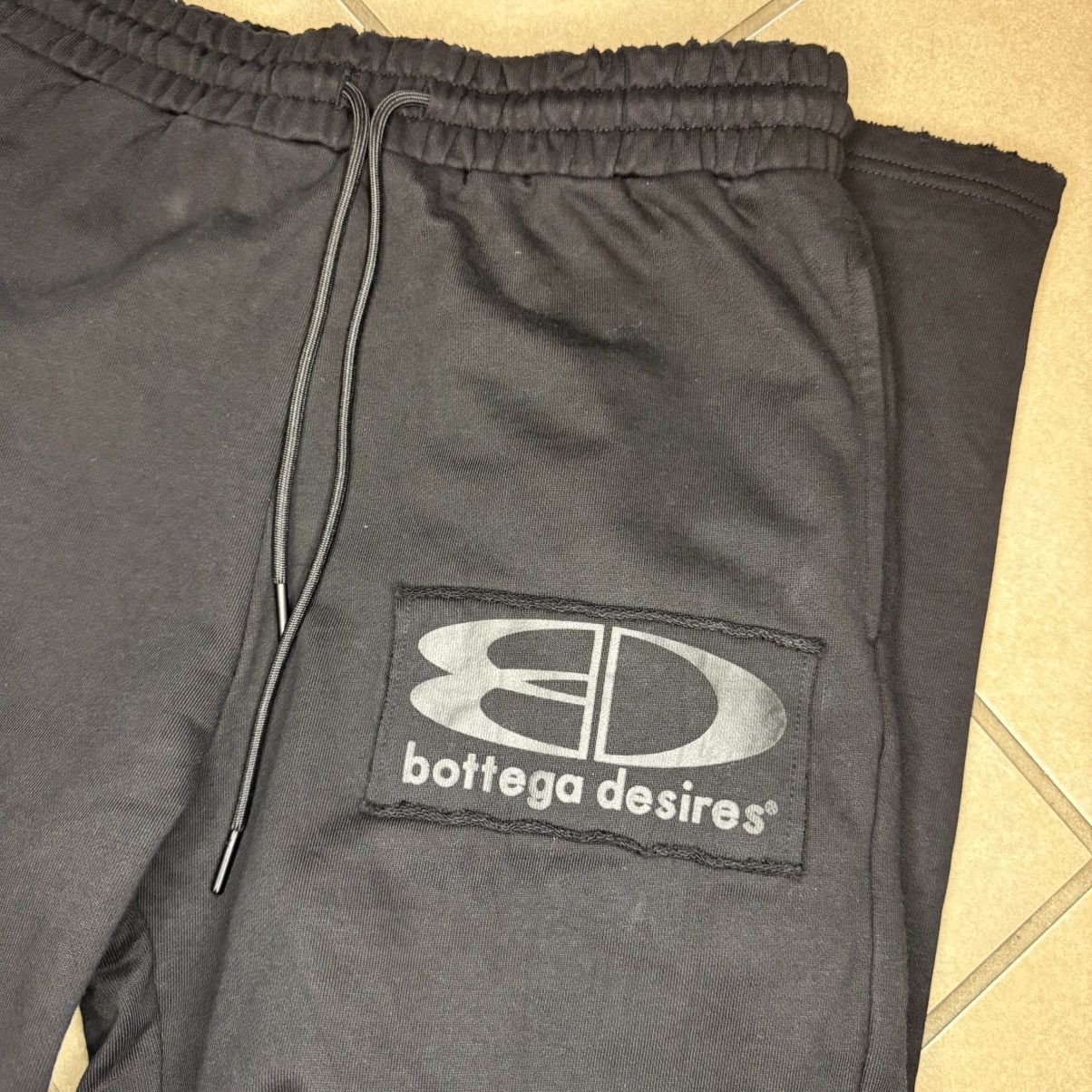Bottega Desires Bottega Desires Black Tech Set Size US S / EU 44-46 / 1 - 5 Thumbnail