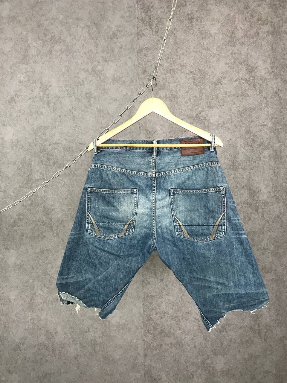 Allsaints Allsaints vintage distressed shorts Size US 30 / EU 46 - 7 Thumbnail