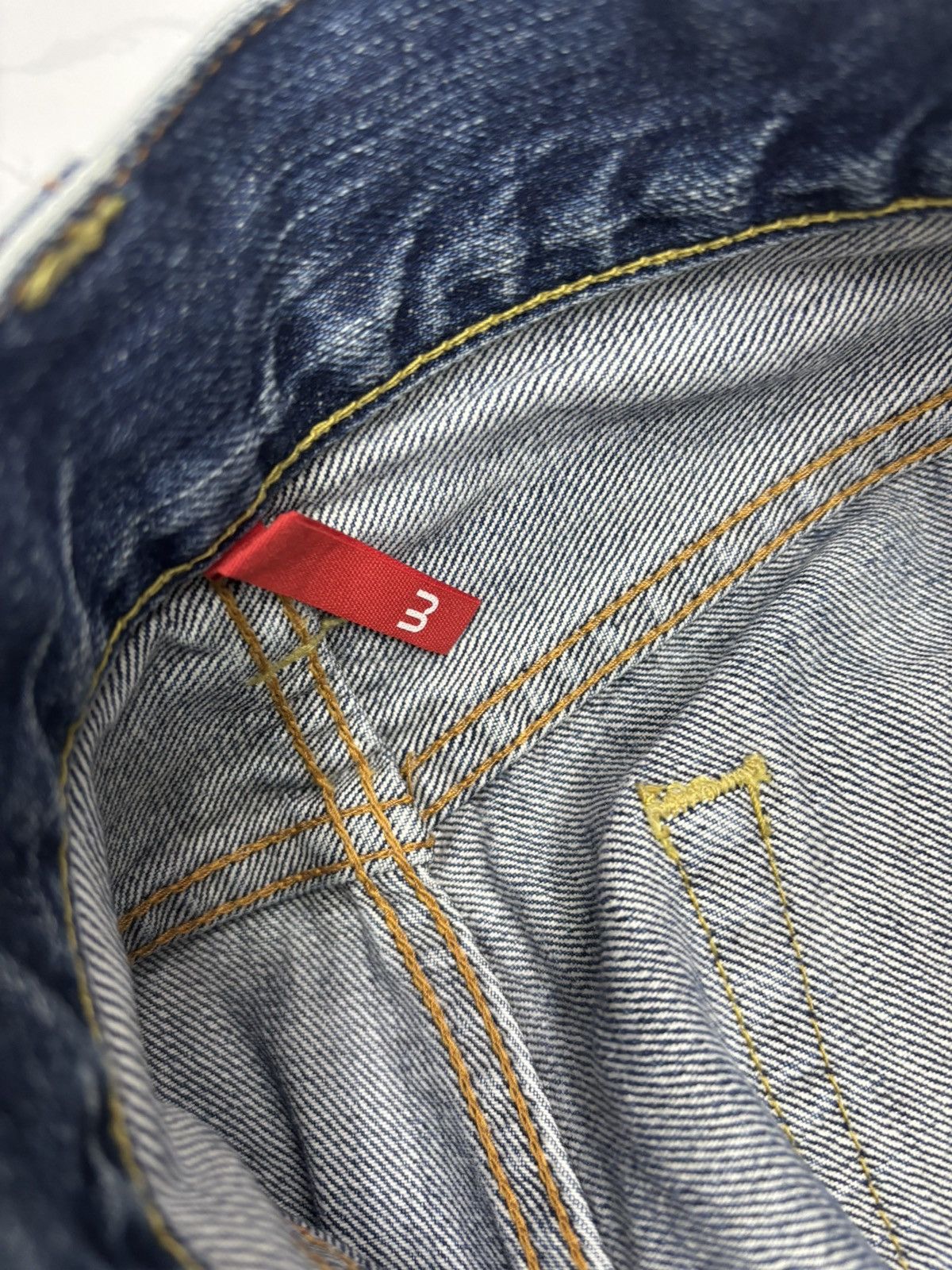 Undercover × Uniqlo 🔥VINTAGE UNIQLO S002 REGULAR DISTRESSED JEAN Size US 34 / EU 50 - 12 Thumbnail