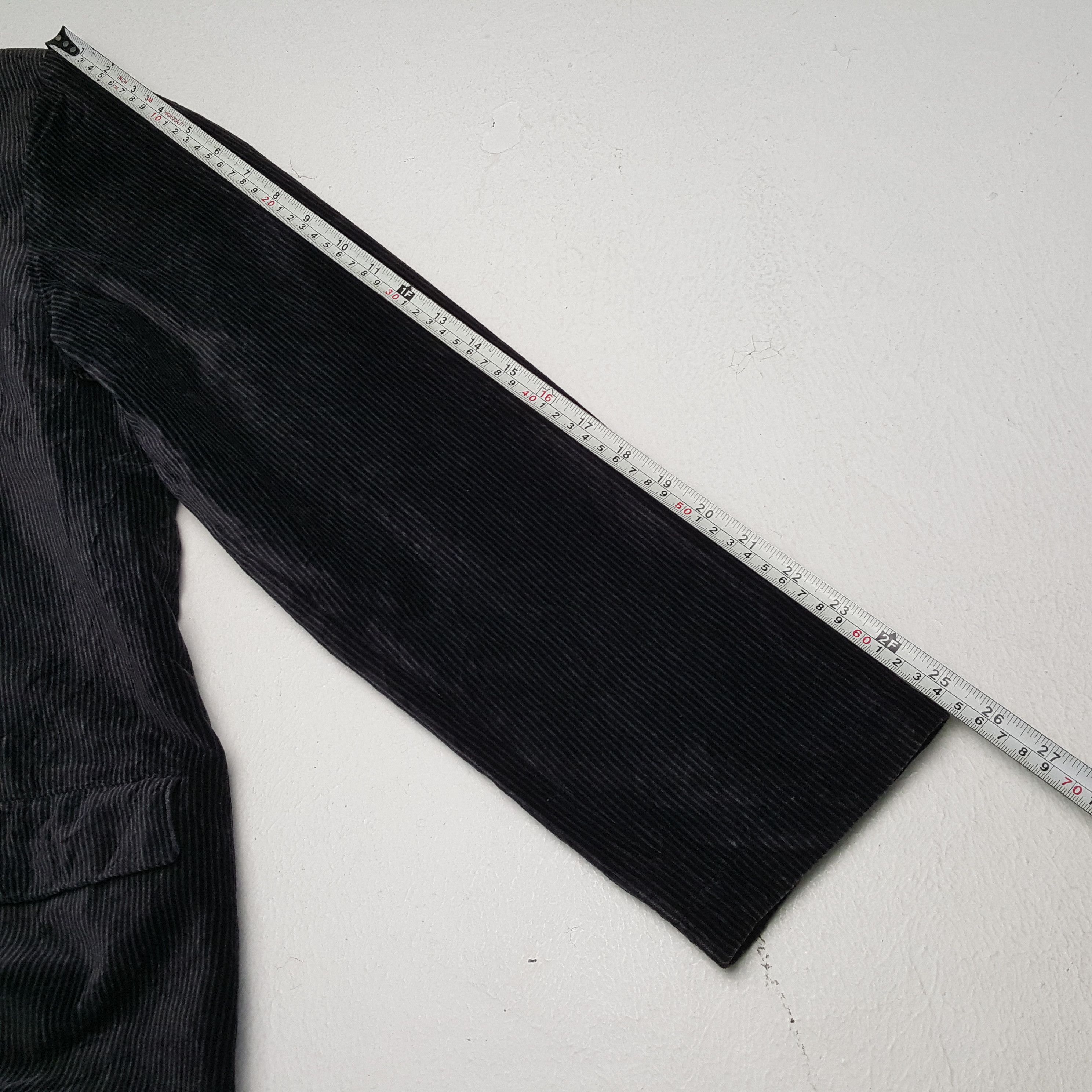 Japanese Brand × Vintage × Yohji Yamamoto Vintage A.A.R YOHJI YAMAMOTO Japanese Designer Velvet Blazer Size 42S - 5 Thumbnail
