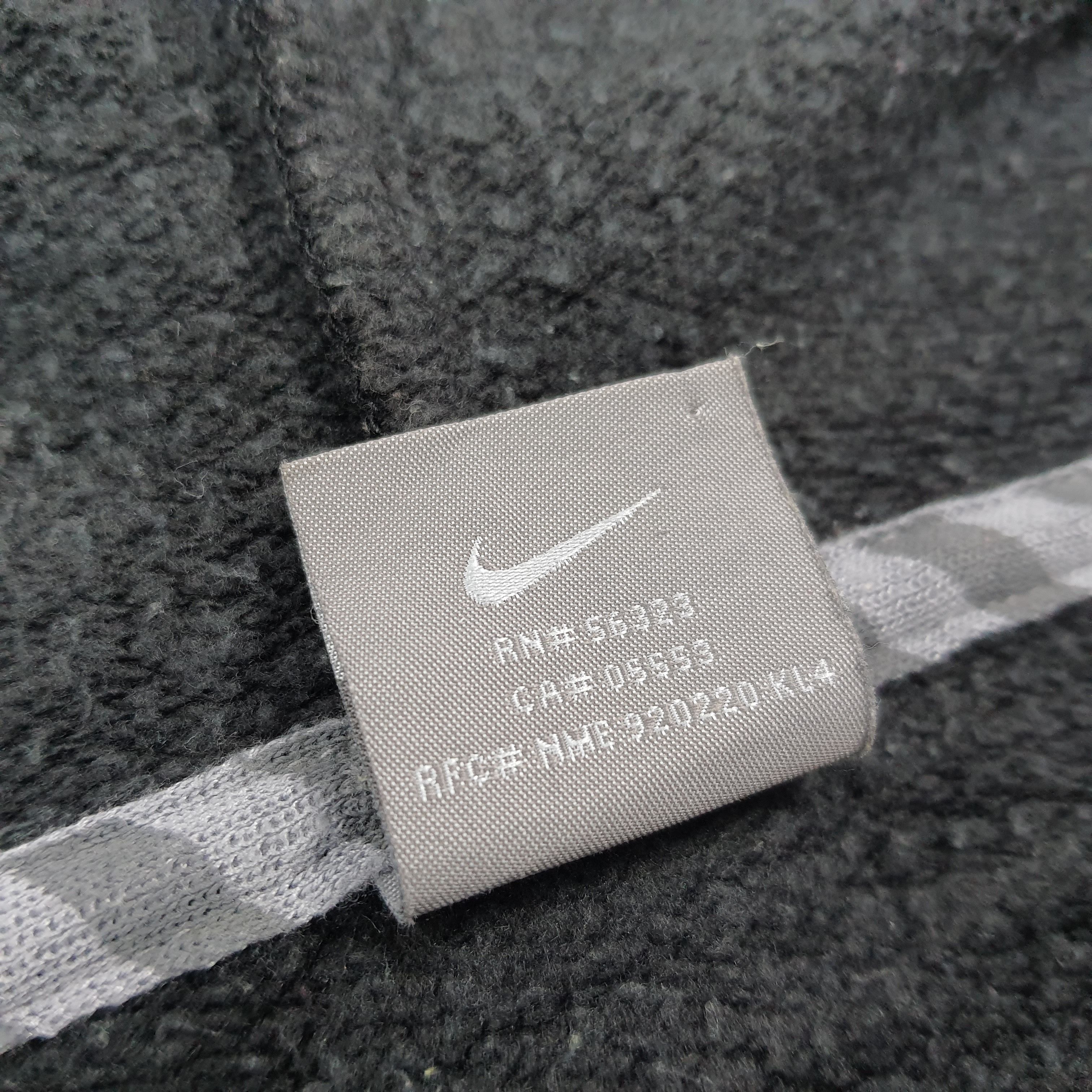 Nike Vintage Nike Spell Out Full Zip Hoodie C273N13 Size US L / EU 52-54 / 3 - 9 Thumbnail