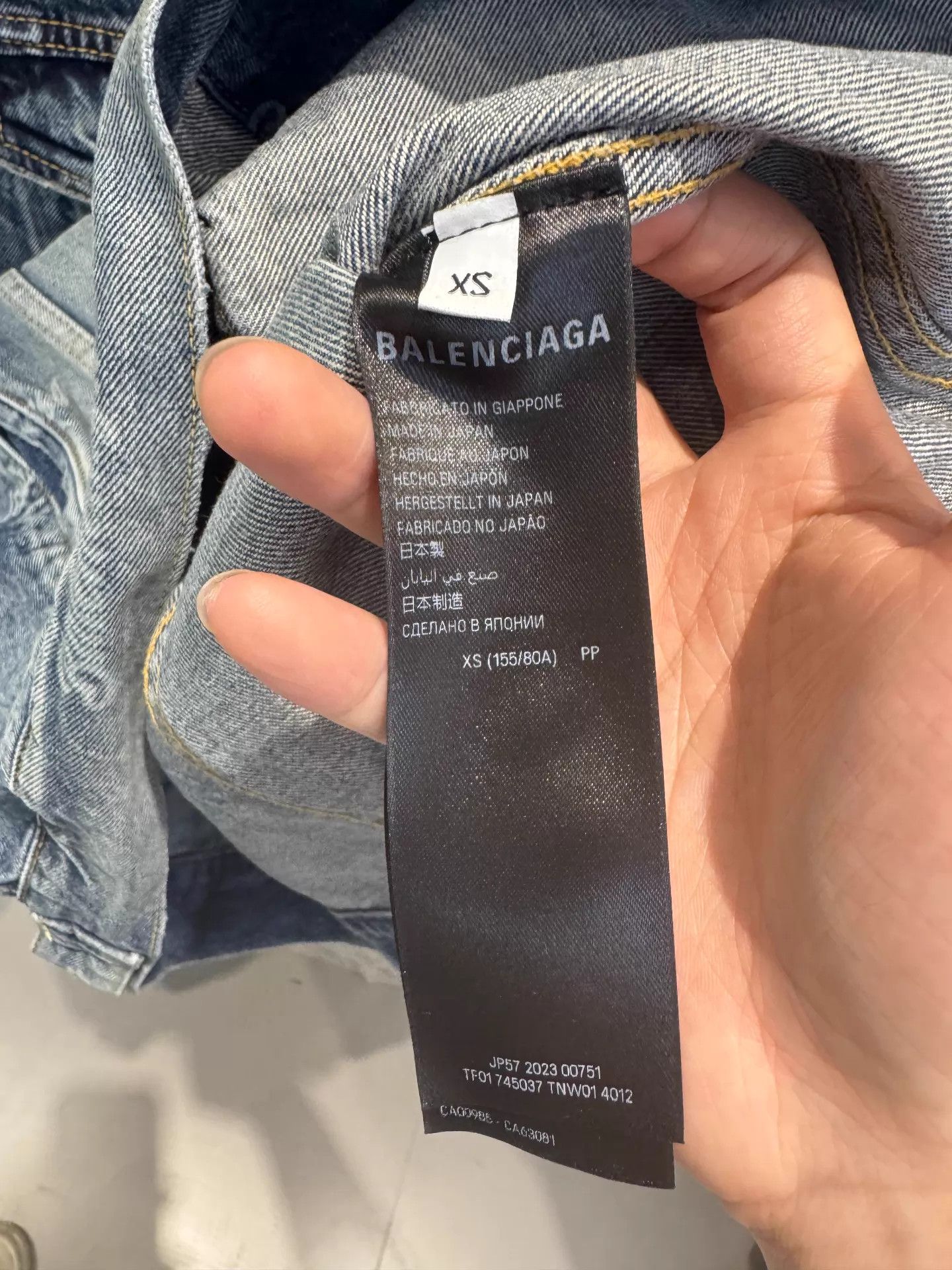 Balenciaga Balenciaga All Over Logo Vintage Wash Denim XS Unisex Size XS / US 0-2 / IT 36-38 - 3 Thumbnail