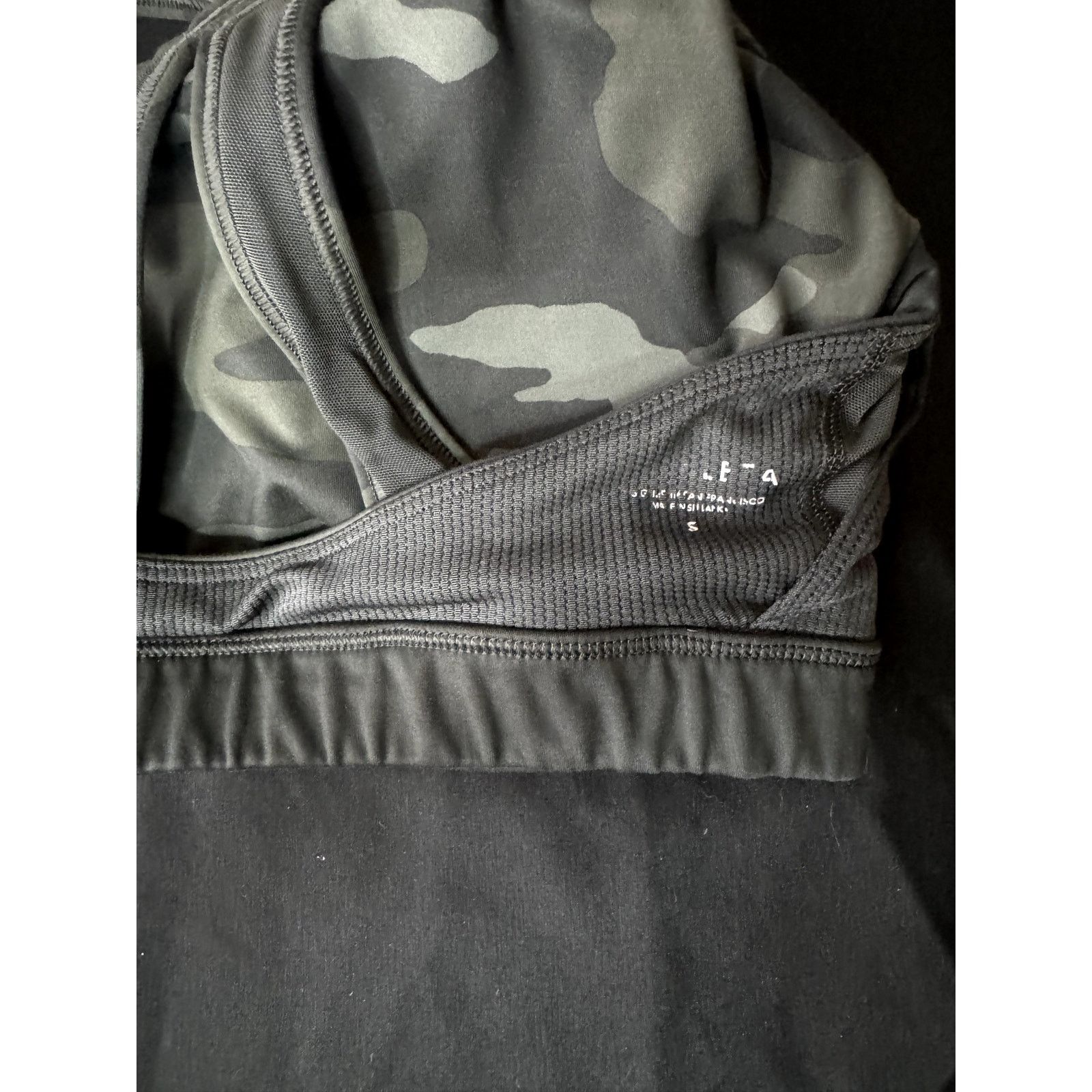 Athleta Athleta Ultimate Printed Supersonic Camo Size Small Size ONE SIZE - 2 Thumbnail