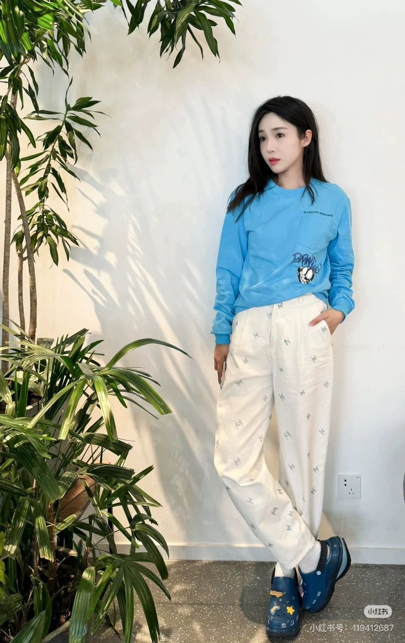 Other Chanel 21 autumn and winter Coco neige skiing series white Size 24" / US 00 / IT 34 - 8 Thumbnail