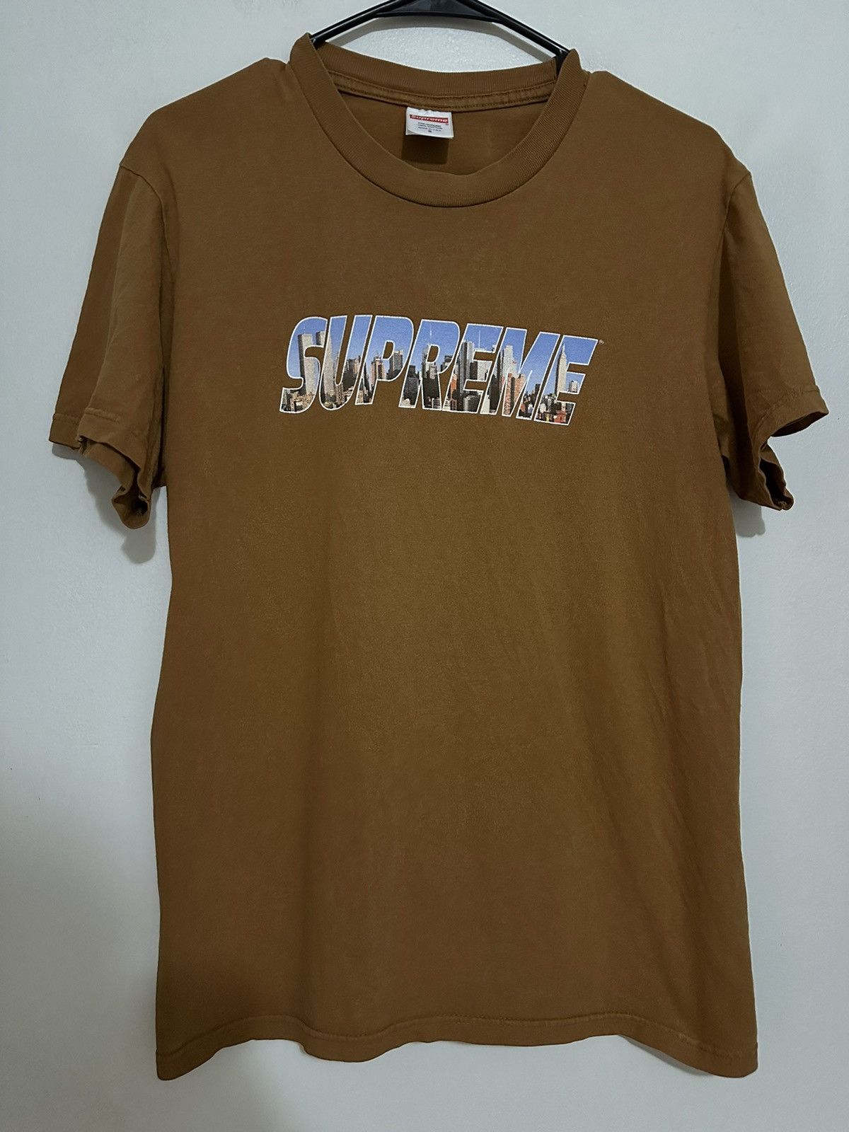 Supreme Supreme Gotham Tee Size US S / EU 44-46 / 1 - 1 Thumbnail