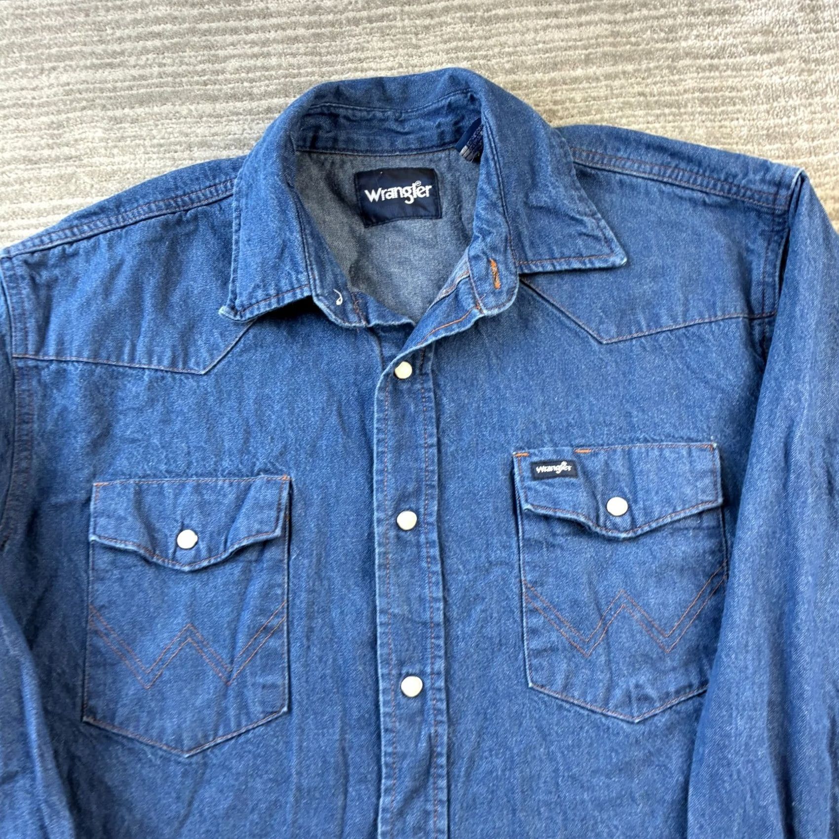 Wrangler VINTAGE Wrangler Shirt Mens Large Blue Denim Jean Pearl Snap Western Cowboy Size US L / EU 52-54 / 3 - 4 Thumbnail