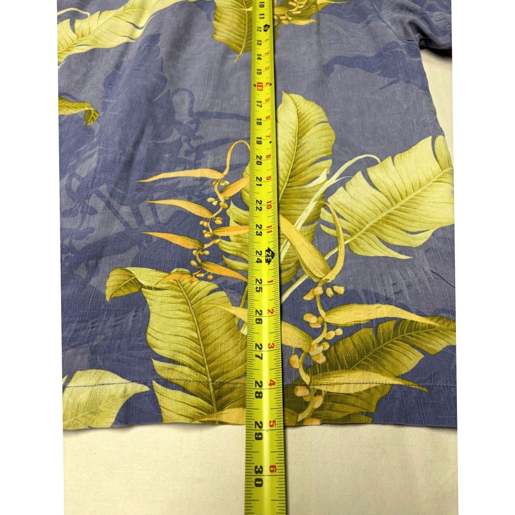 Tommy Bahama Tommy Bahama Mens L 100% Silk Tropical Leaf Floral Camp Shirt Blue Purple Short Sleeve Casual Travel Button-Up Pocket Size US L / EU 52-54 / 3 - 6 Thumbnail