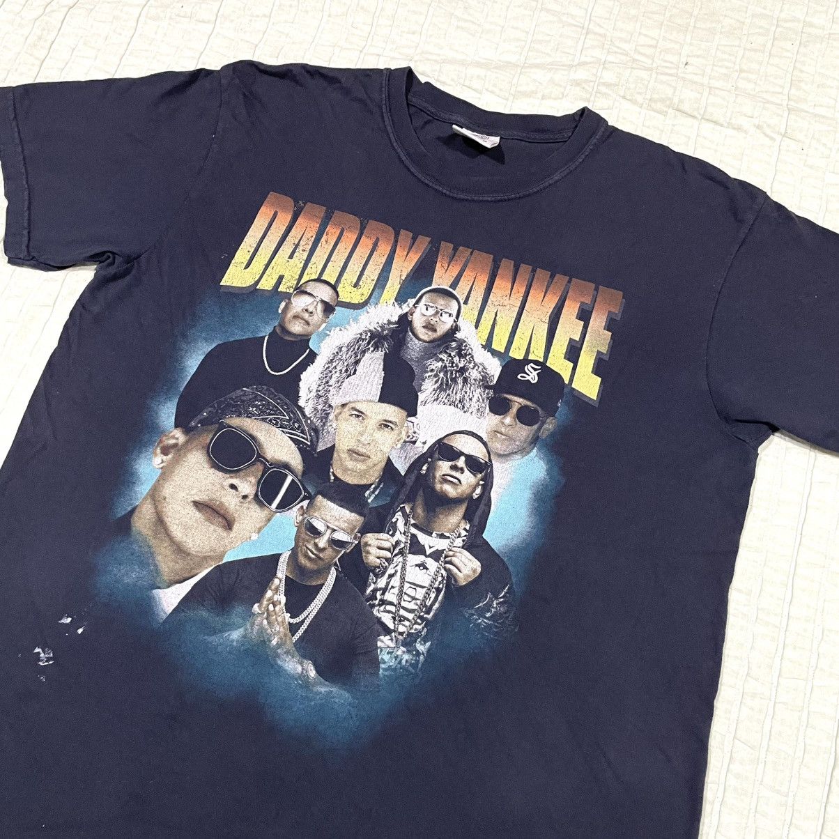 Band Tees Vintage Daddy Yankee Reggae Artist Rare T Shirt Size US XL / EU 56 / 4 - 1 Thumbnail