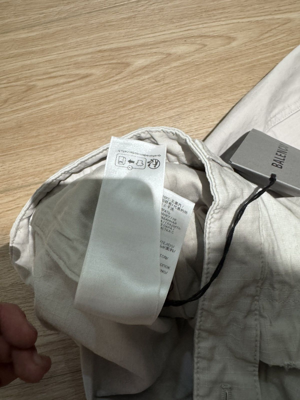 Balenciaga Balenciaga Mud Distressed Cargo Pants White 2023 Size US 32 / EU 48 - 7 Thumbnail
