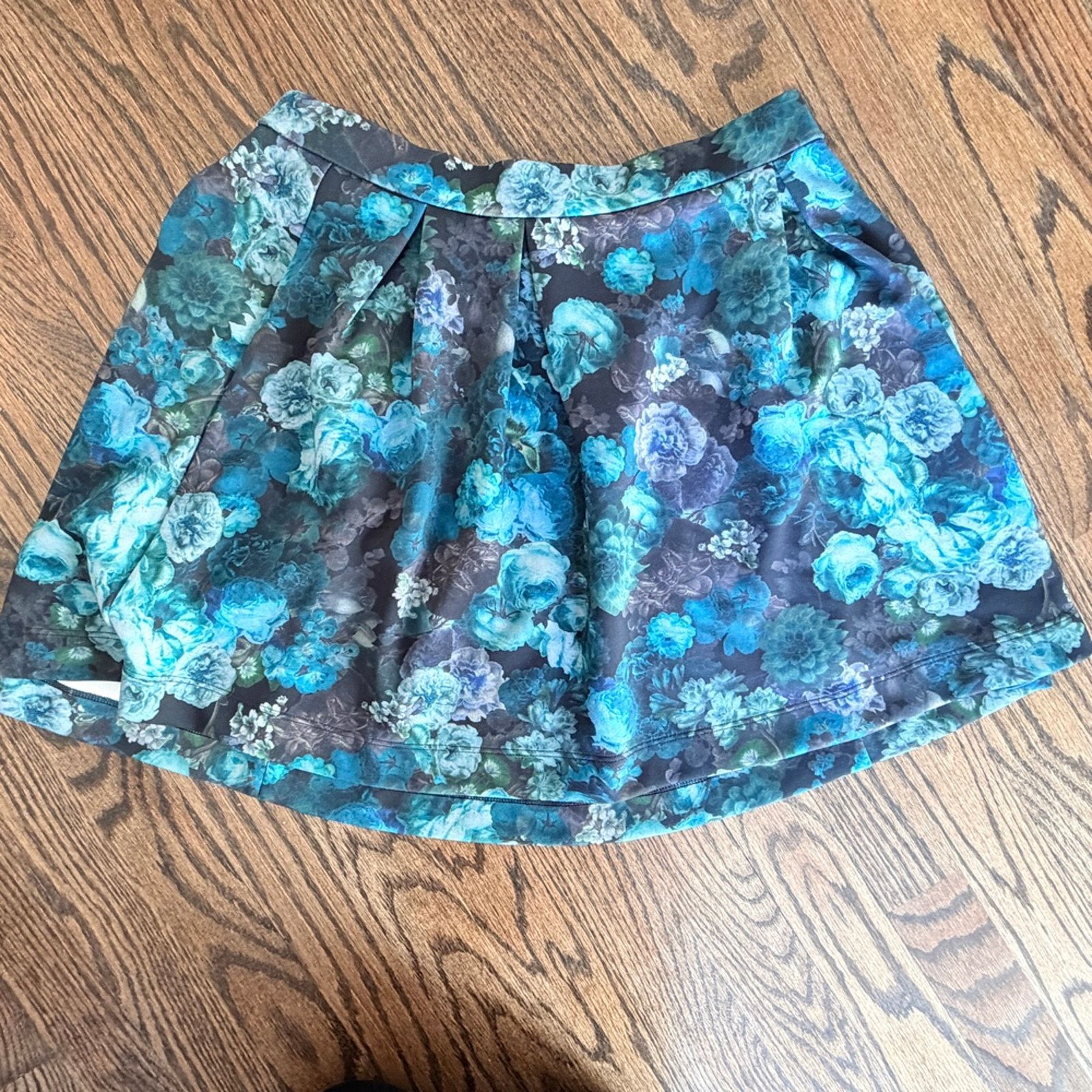 Express Express a-line floral pleated skirt whimsygoth dark fairy Size 23" - 2 Thumbnail