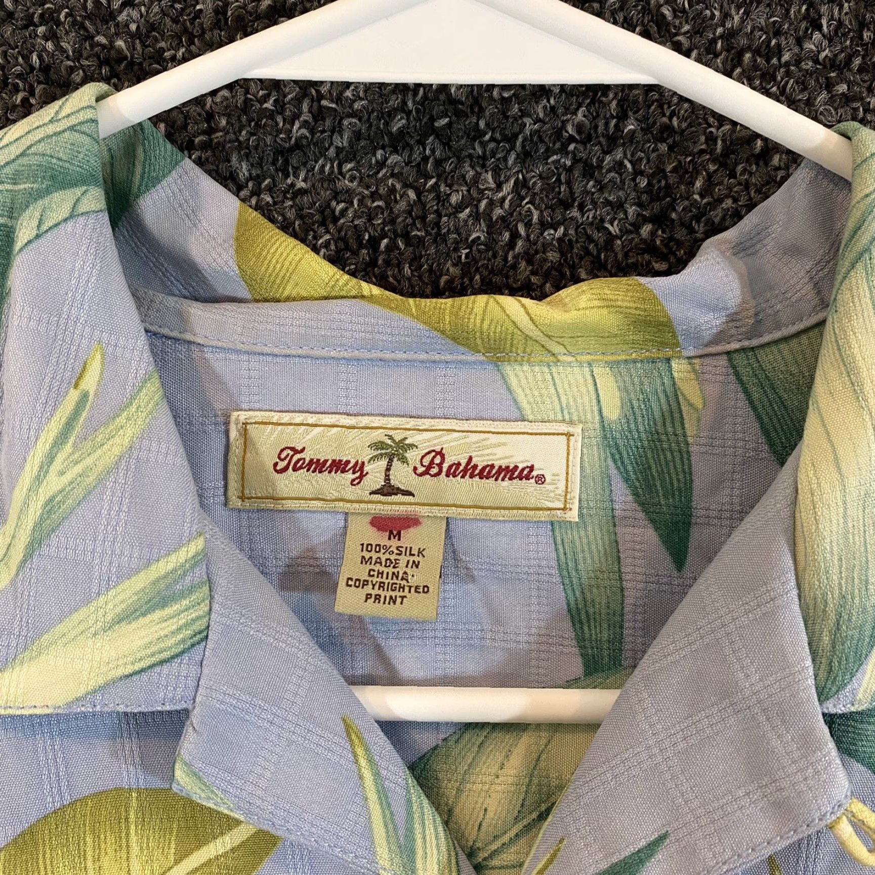 Tommy Bahama VINTAGE Tommy Bahama Men's Shirt Casual Short Sleeve Size M Blue Fern Floral Silk Hawaiian Button Up Size US M / EU 48-50 / 2 - 2 Thumbnail