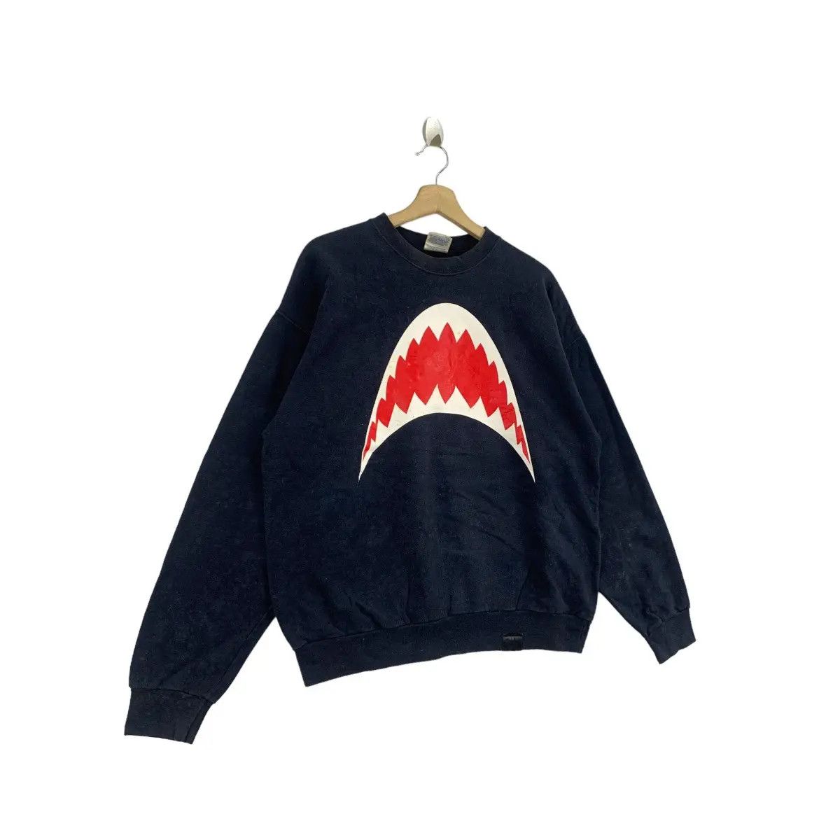 Vintage Vintage PHANTOM SHARK TEETH Dark Knight Crew Sweatshirt Size L / US 10 / IT 46 - 3 Thumbnail