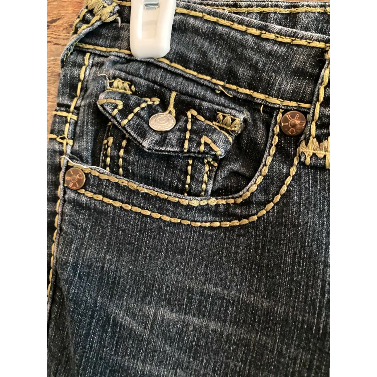 True Religion True Religion Joey Super T Bootcut Jeans Women's Size 27 Blue Medium Wash Regular Rise Vintage? No (remove) No N/A Size 27" / US 4 / IT 40 - 2 Thumbnail